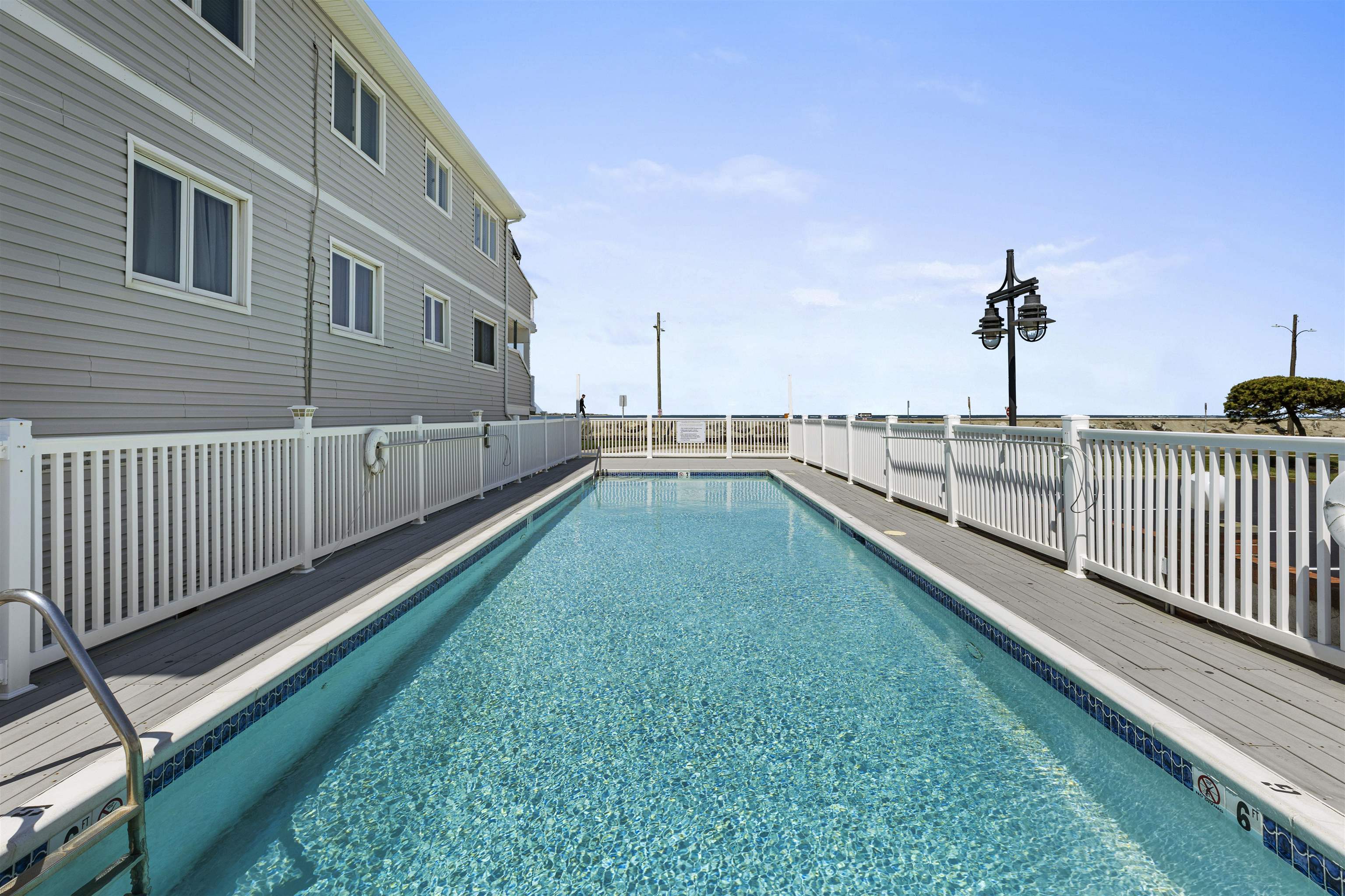 127 W Spruce Avenue Unit: B