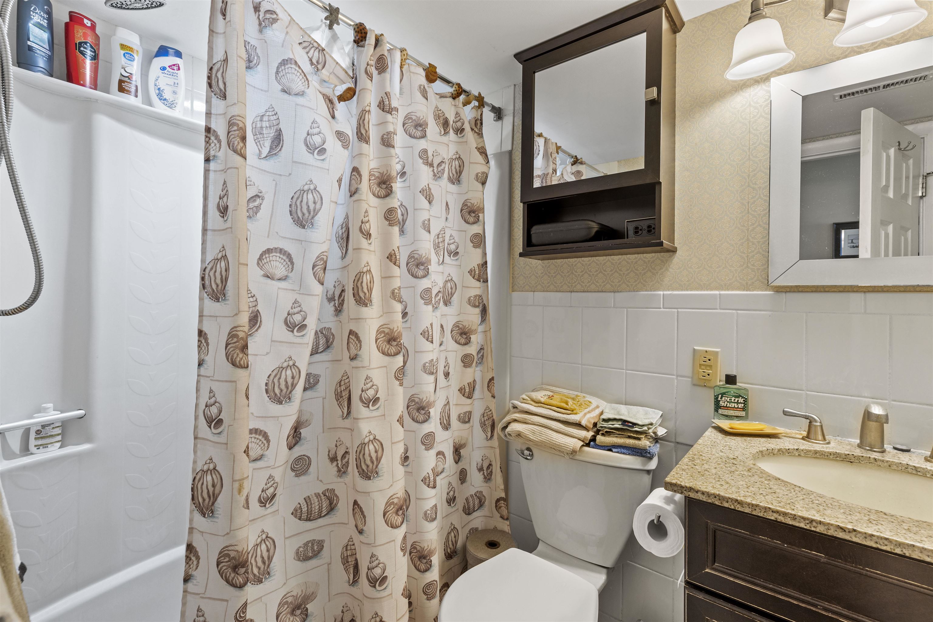 127 W Spruce Avenue Unit: B