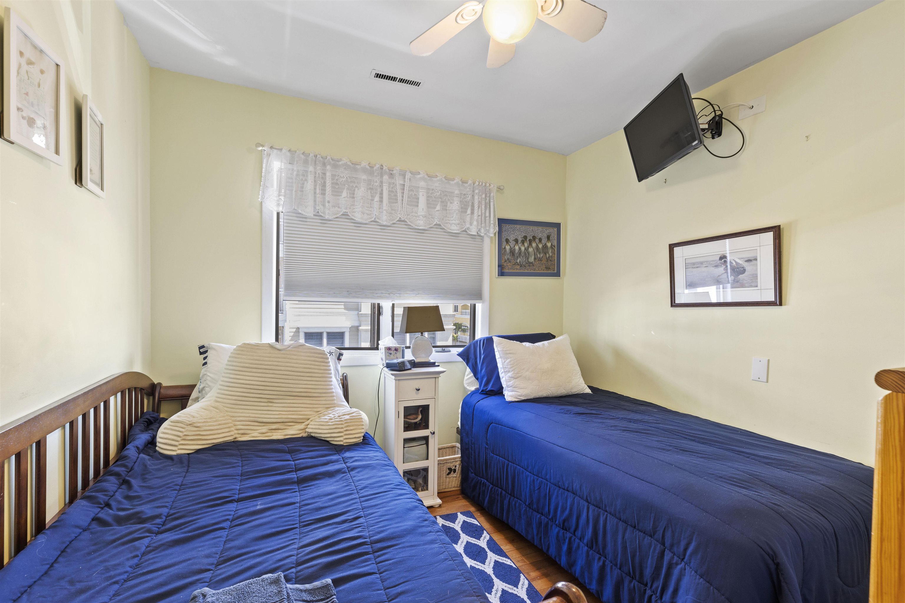 127 W Spruce Avenue Unit: B