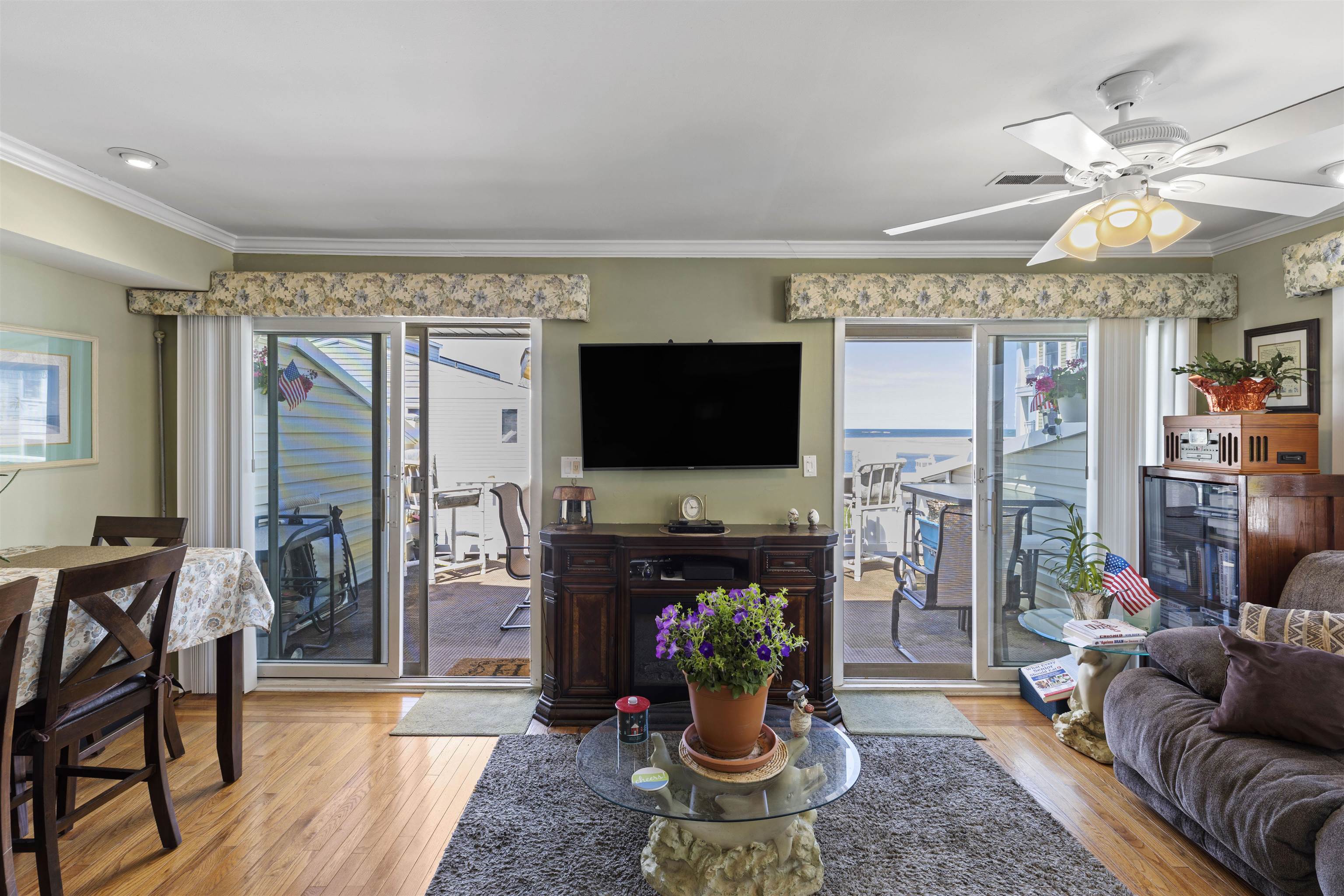 127 W Spruce Avenue Unit: B
