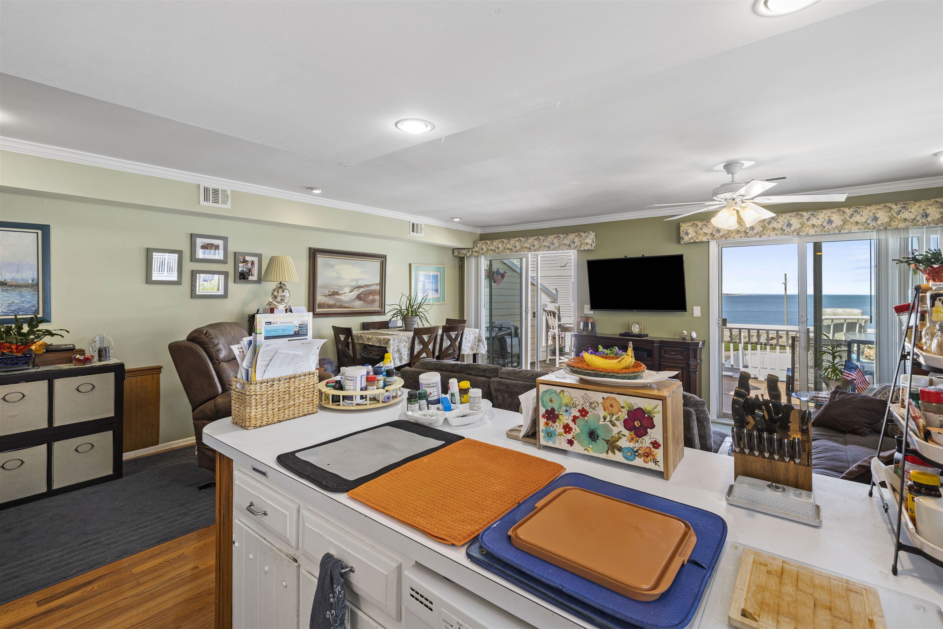 127 W Spruce Avenue Unit: B