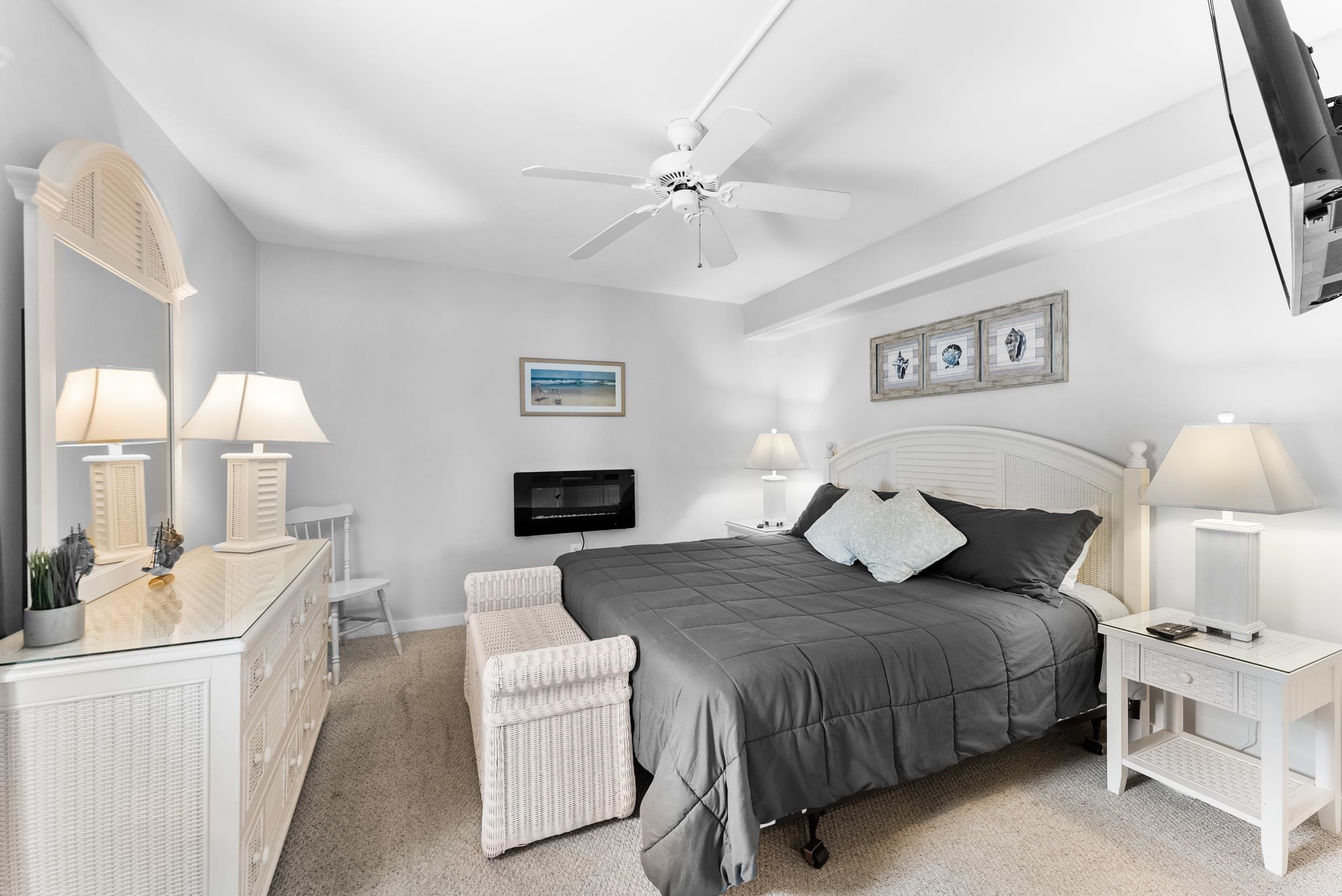 8401 Atlantic Avenue Unit: 322