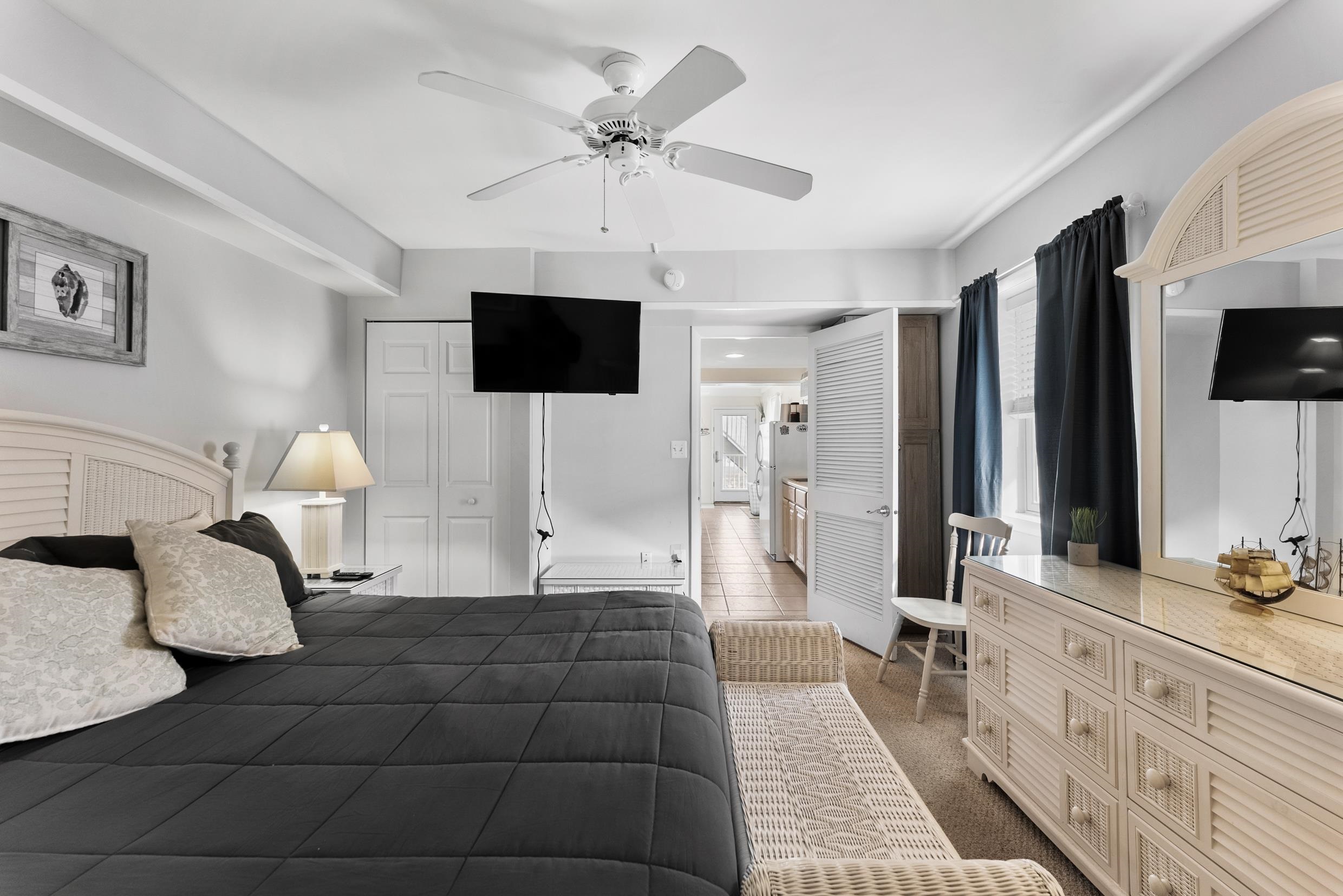 8401 Atlantic Avenue Unit: 322