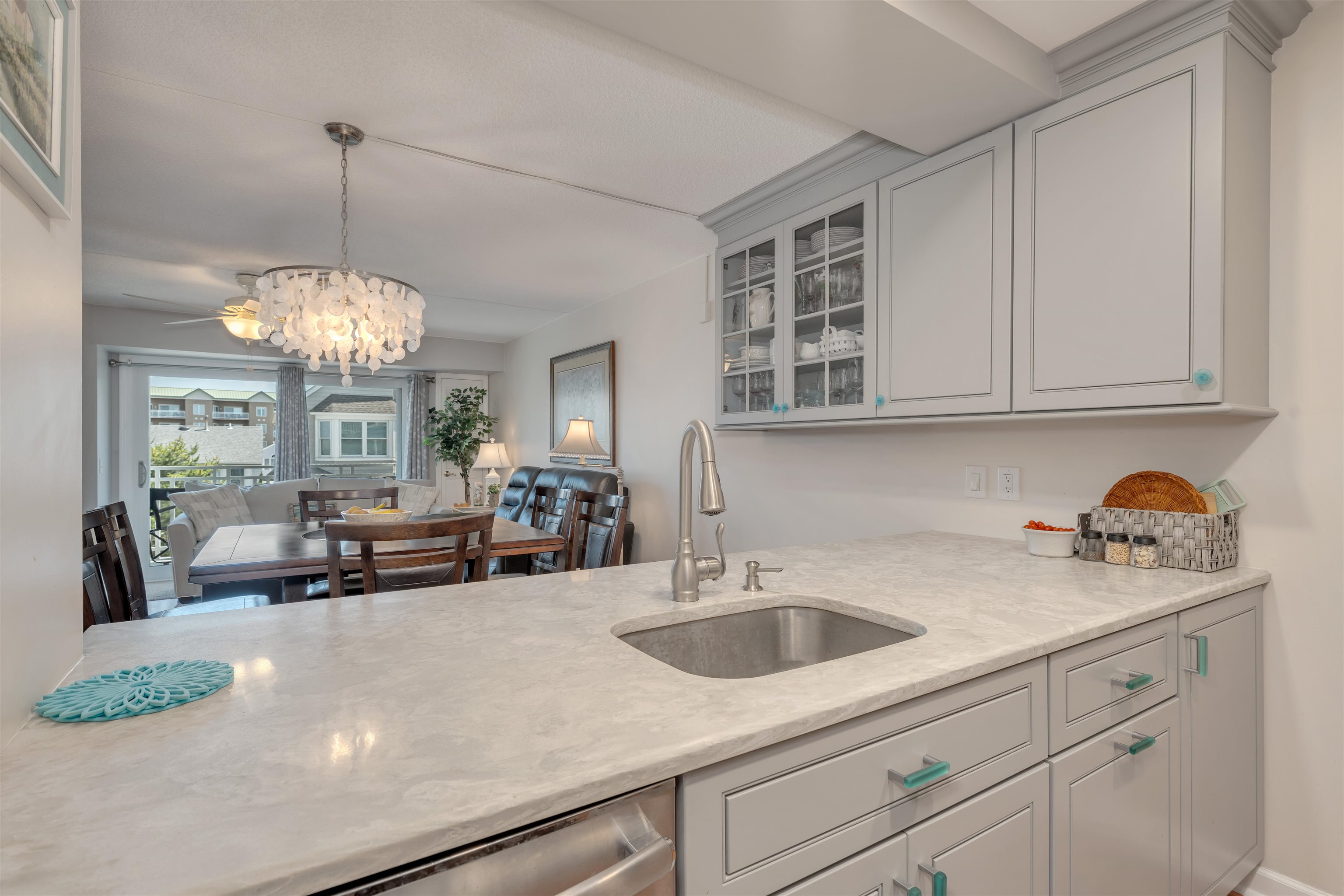 9907 Seapointe Boulevard Unit: 215