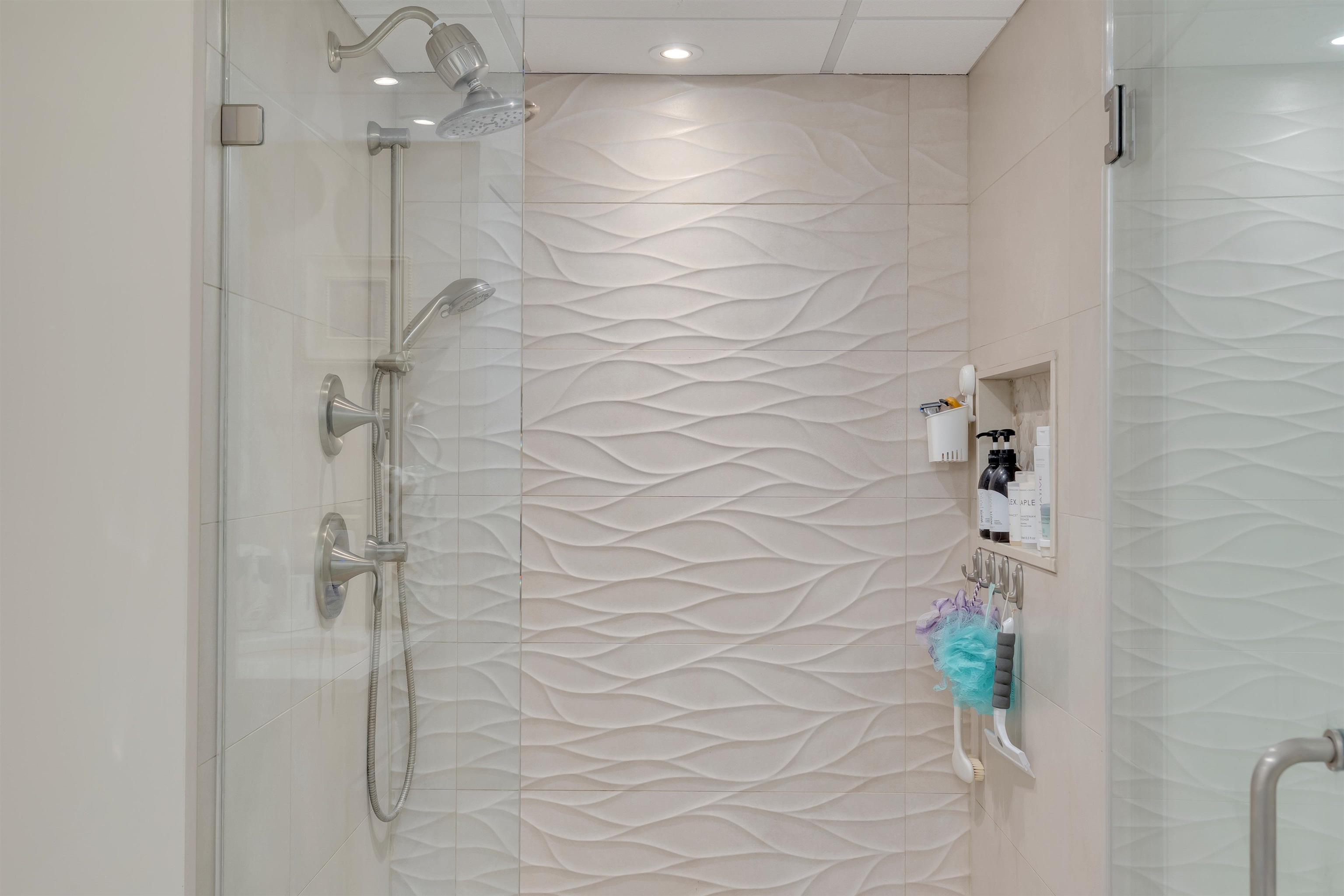 9907 Seapointe Boulevard Unit: 215