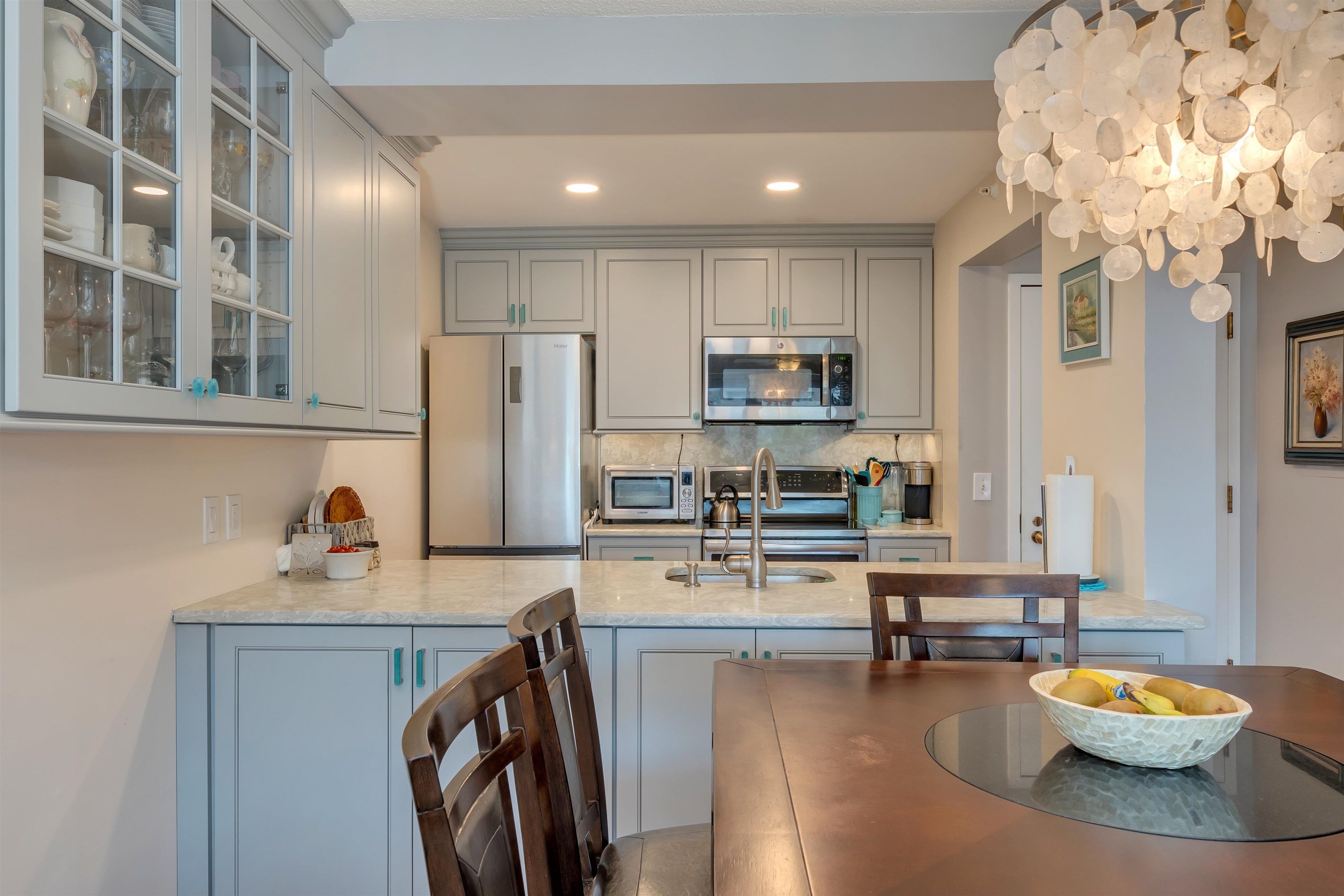 9907 Seapointe Boulevard Unit: 215