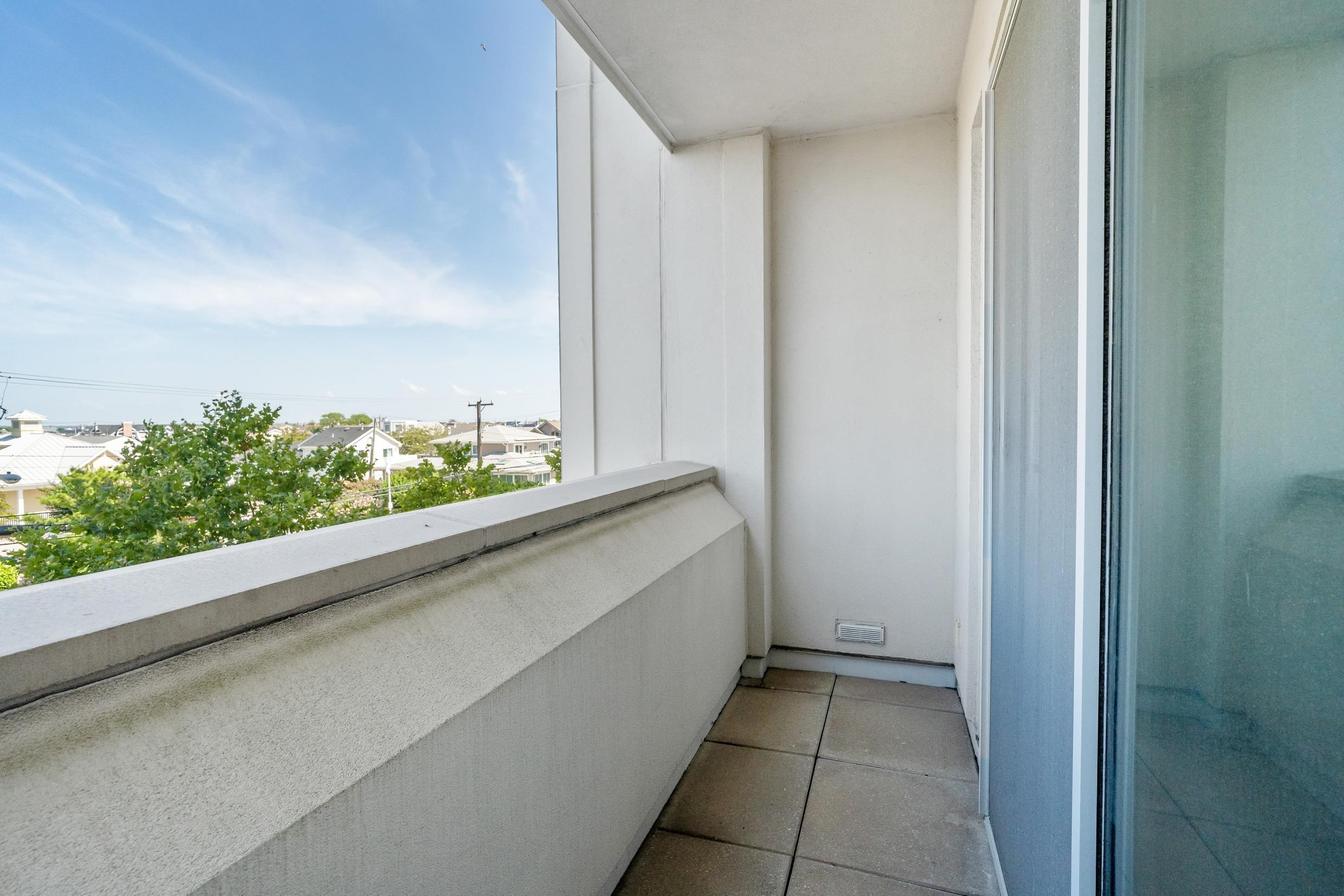 9601 Atlantic Avenue Unit: 206