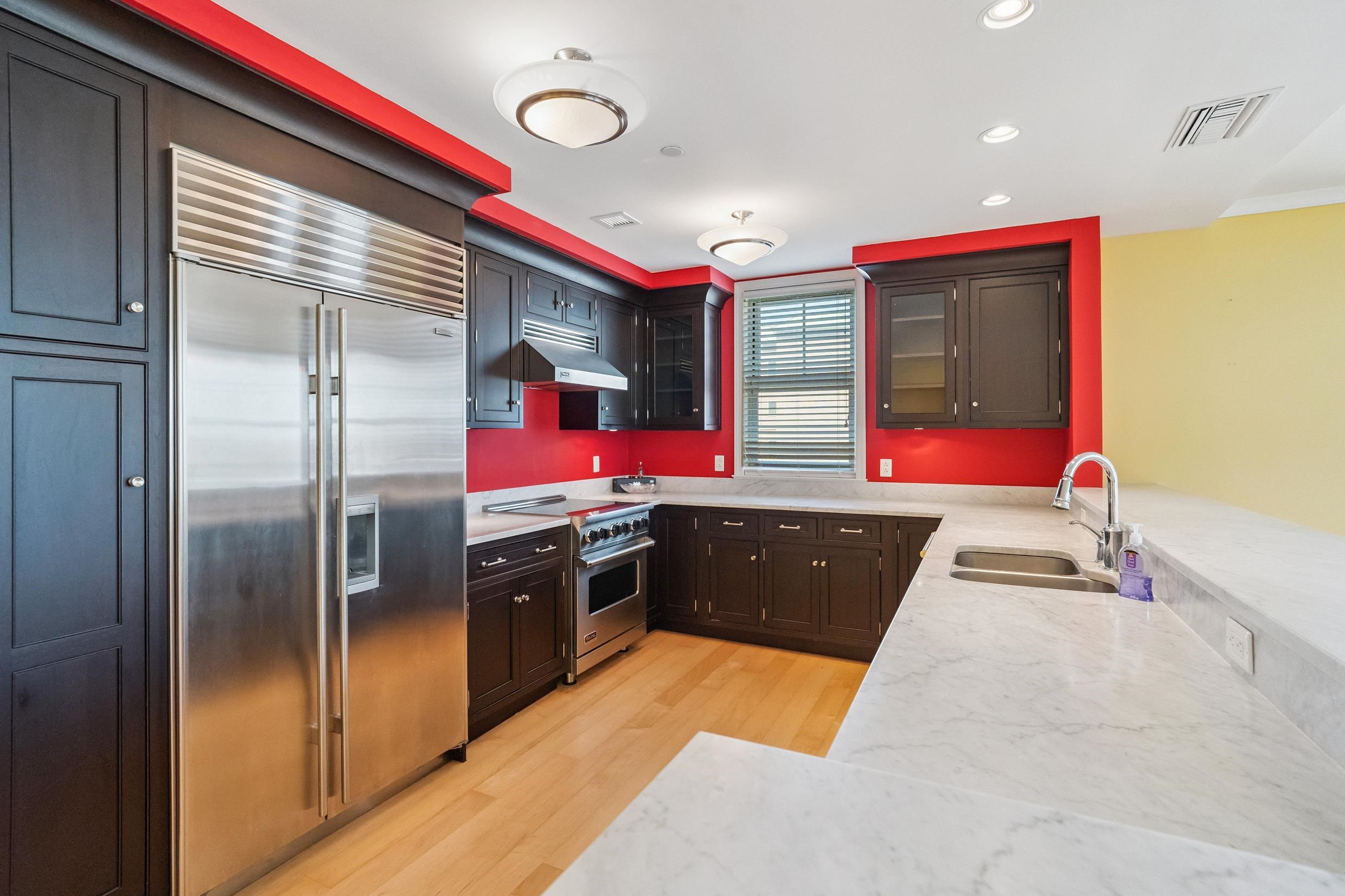 9601 Atlantic Avenue Unit: 201