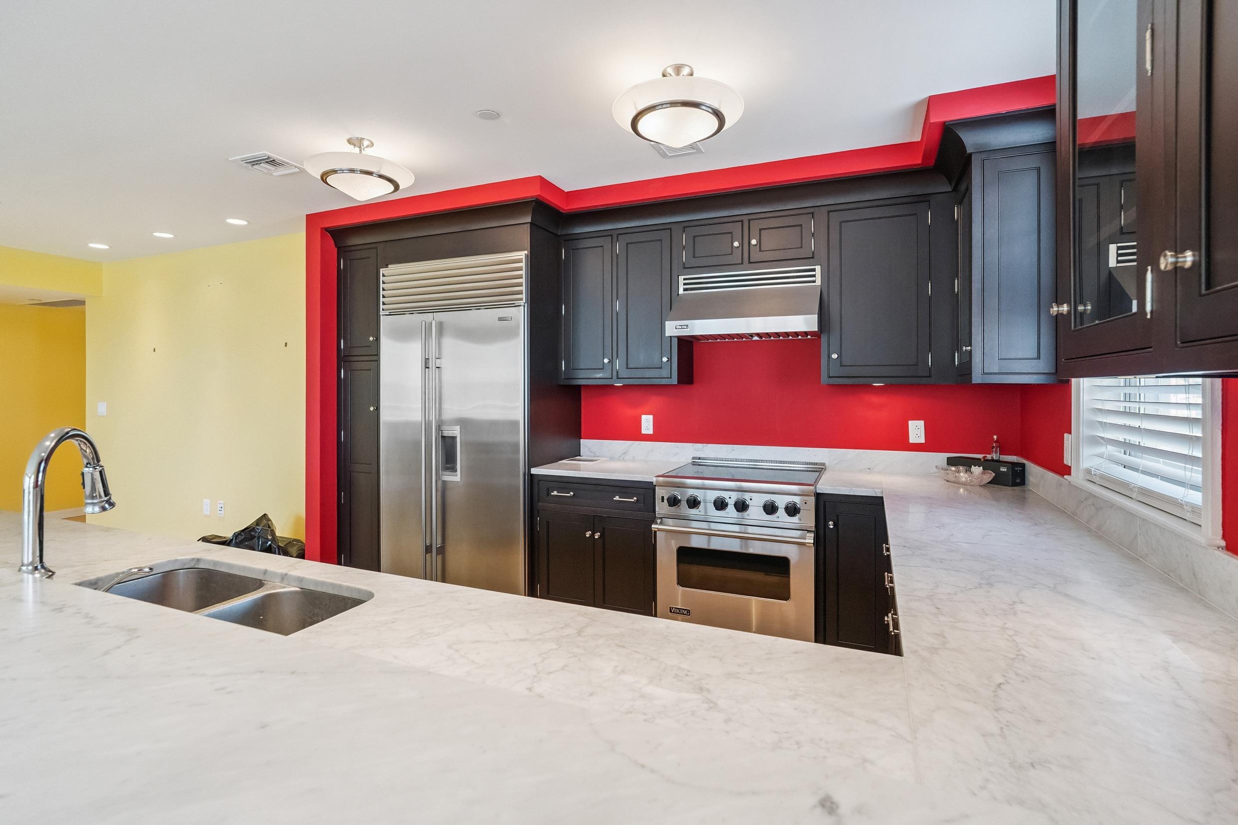 9601 Atlantic Avenue Unit: 201