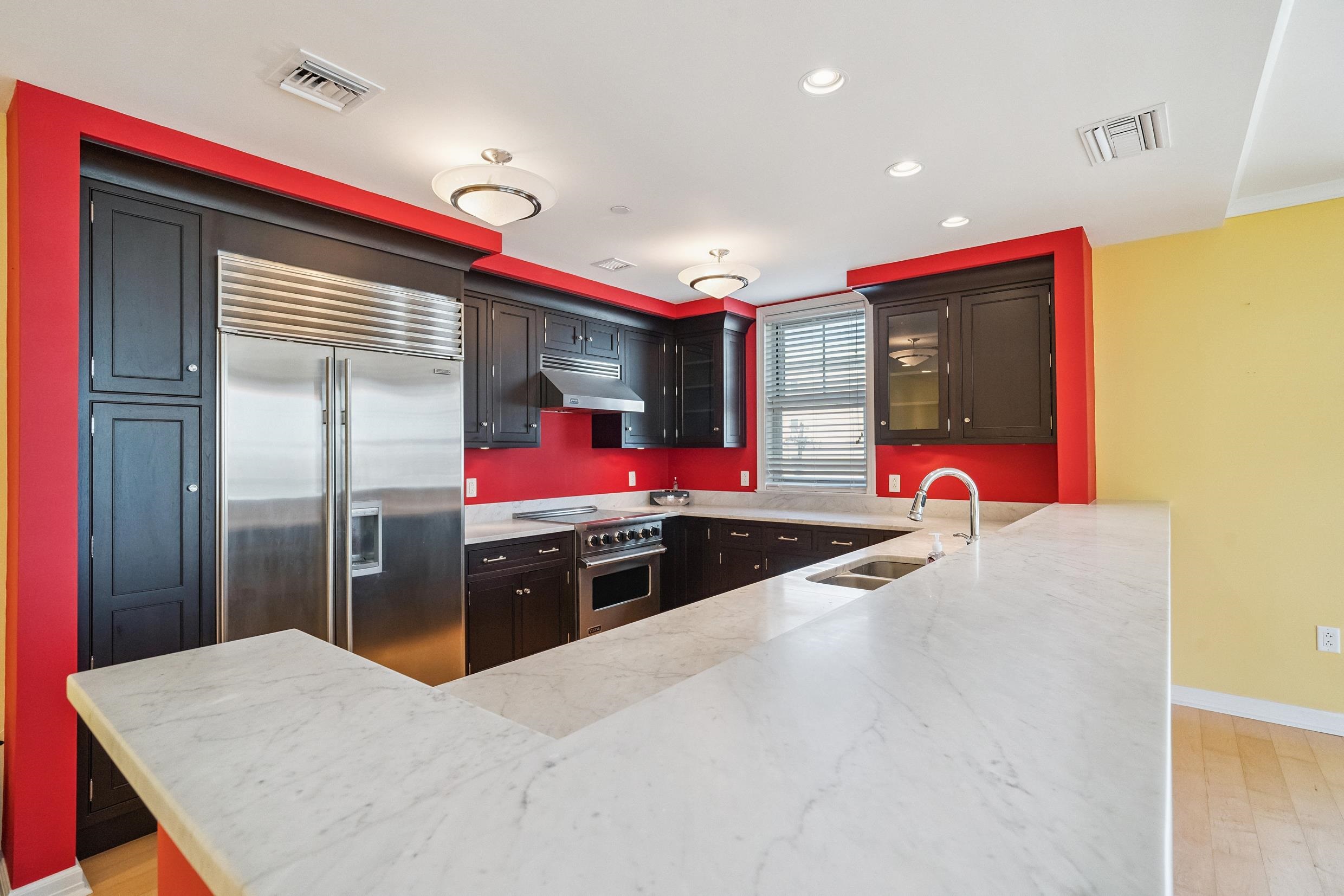 9601 Atlantic Avenue Unit: 201