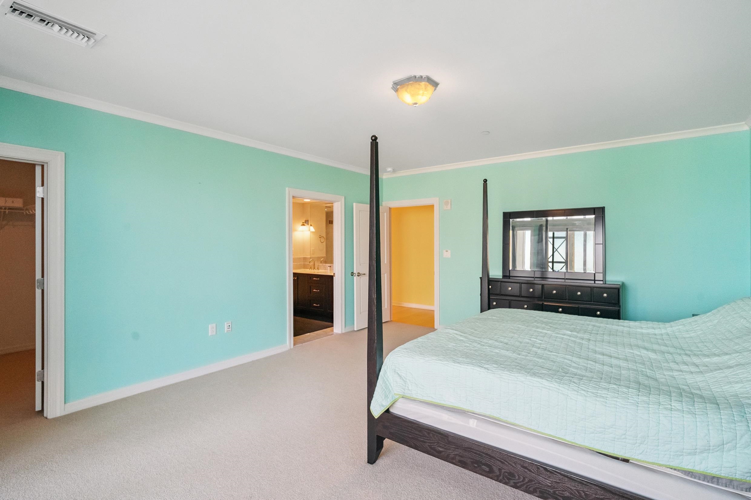 9601 Atlantic Avenue Unit: 201