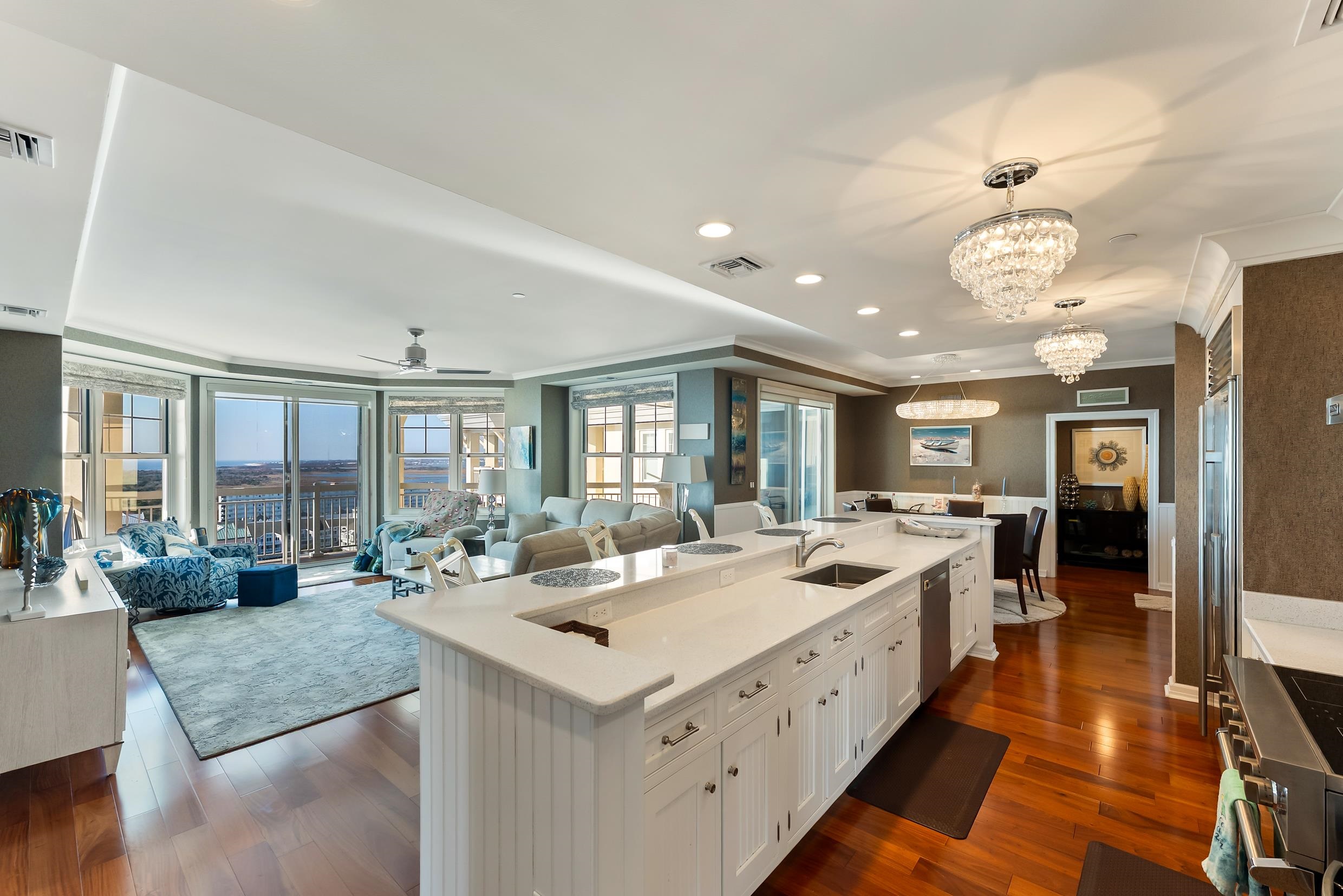 9601 Atlantic Avenue Unit: 1208