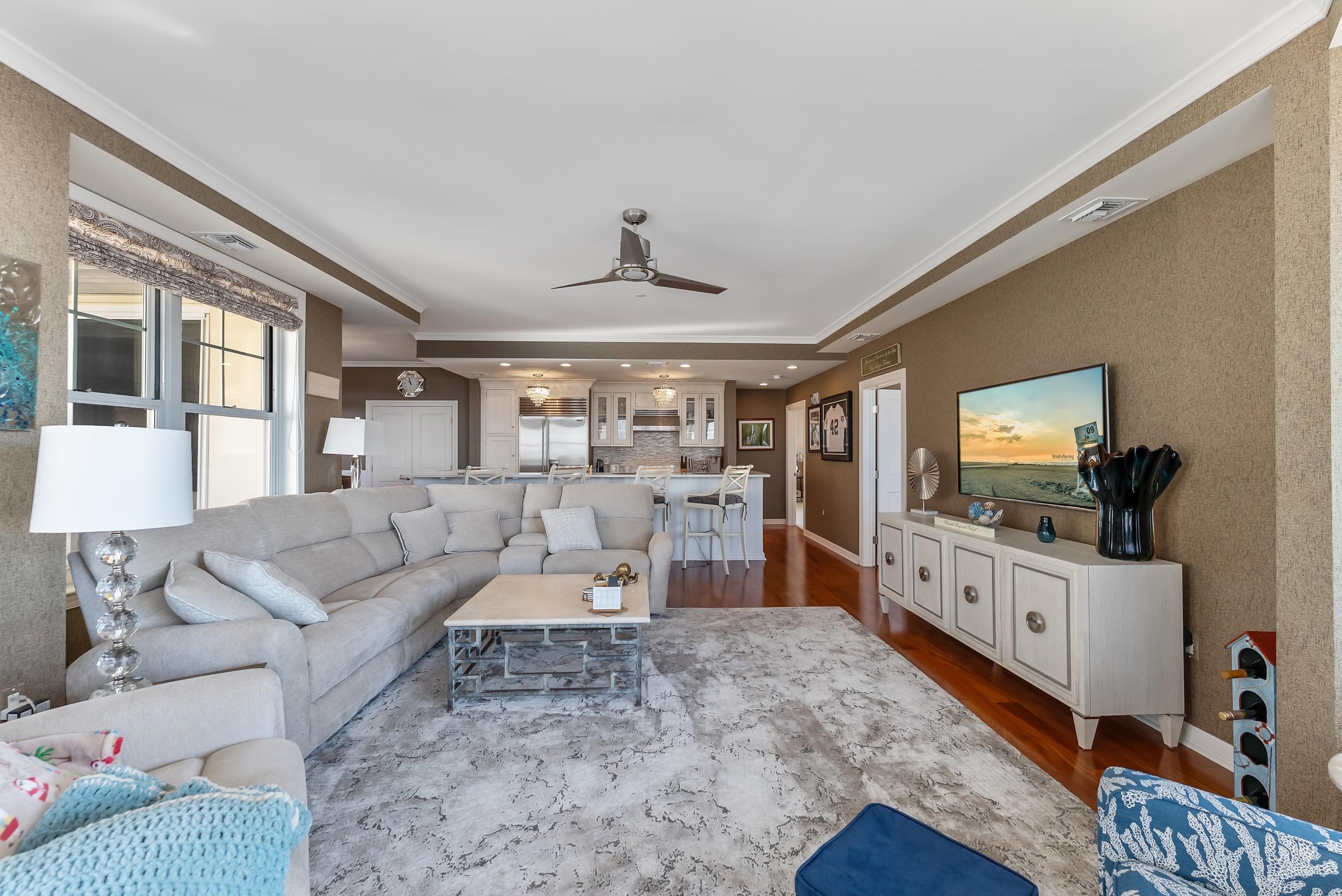 9601 Atlantic Avenue Unit: 1208