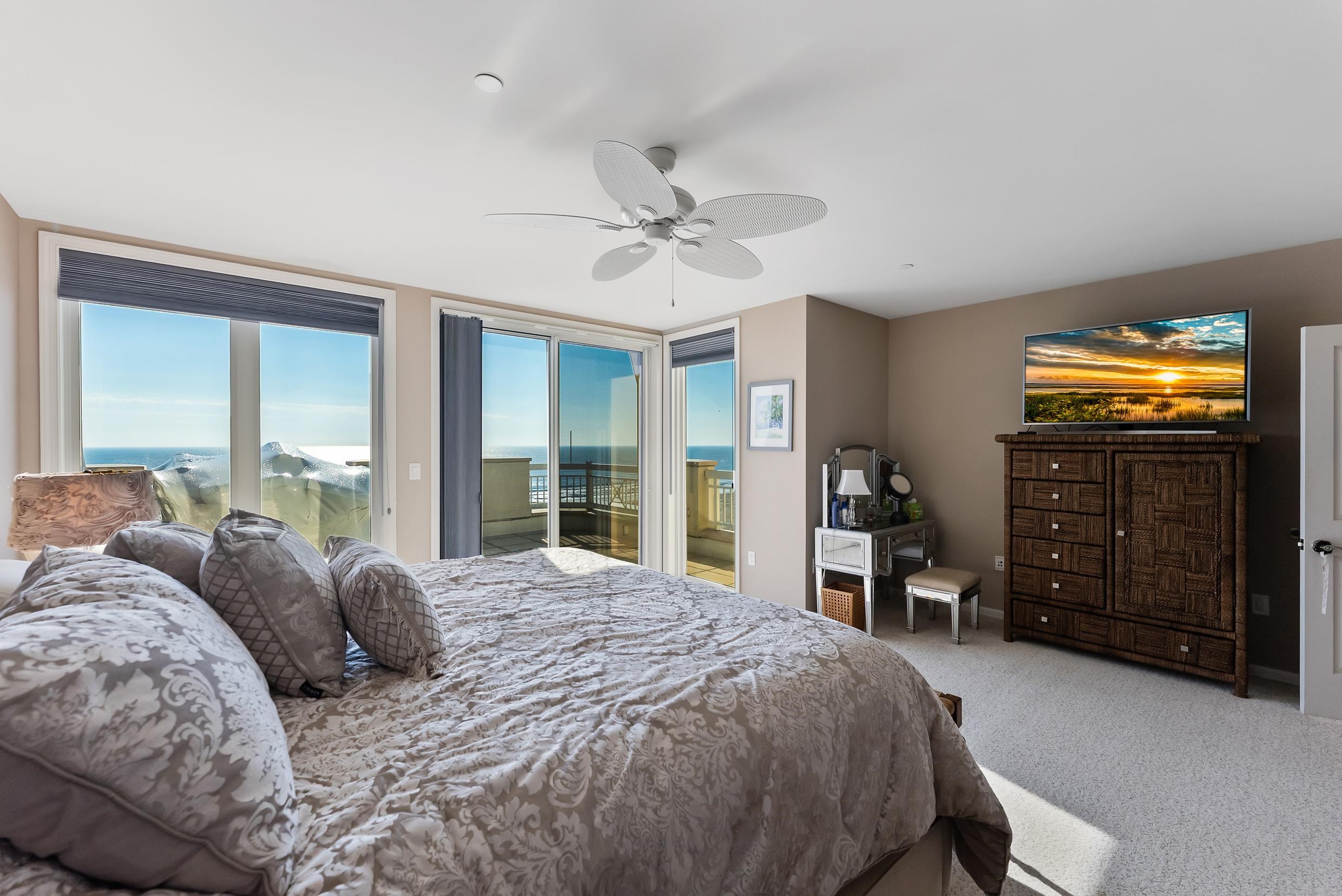 9601 Atlantic Avenue Unit: 1208