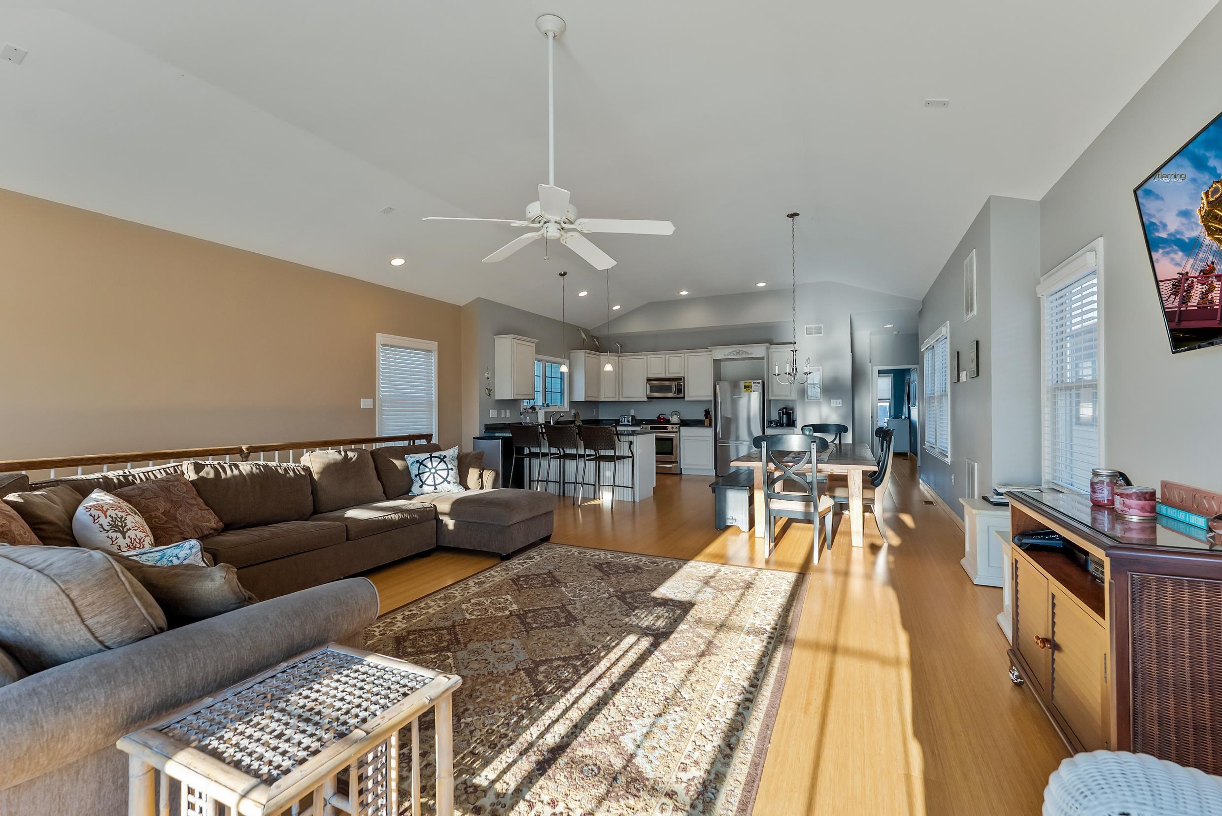 115 W Cardinal Road