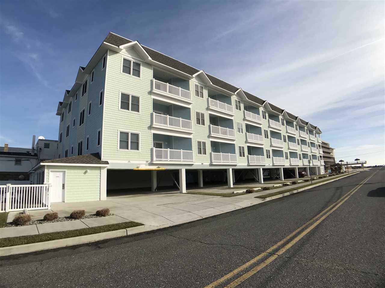 6210 Ocean Avenue Unit: 208