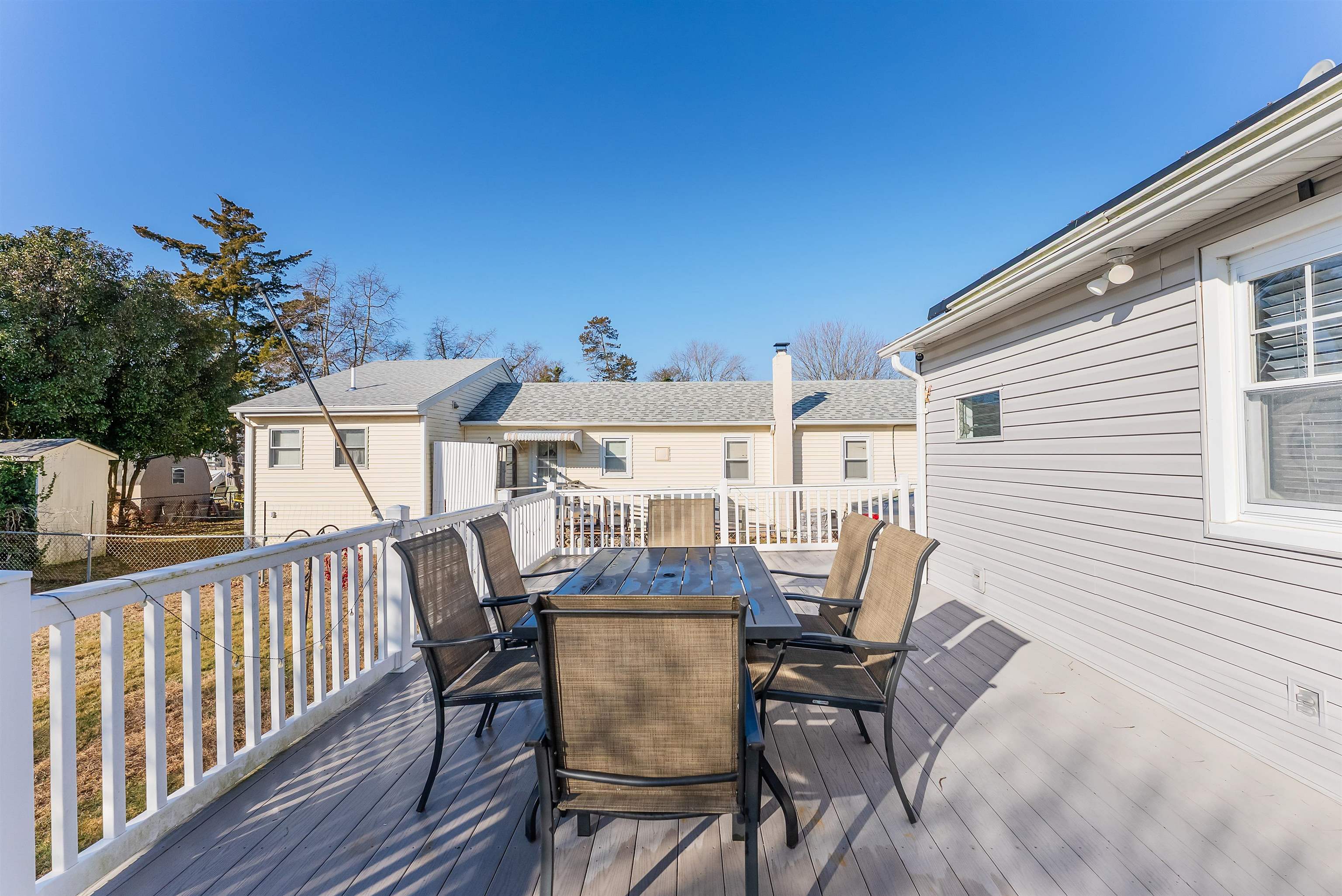 134 W Delaware Parkway