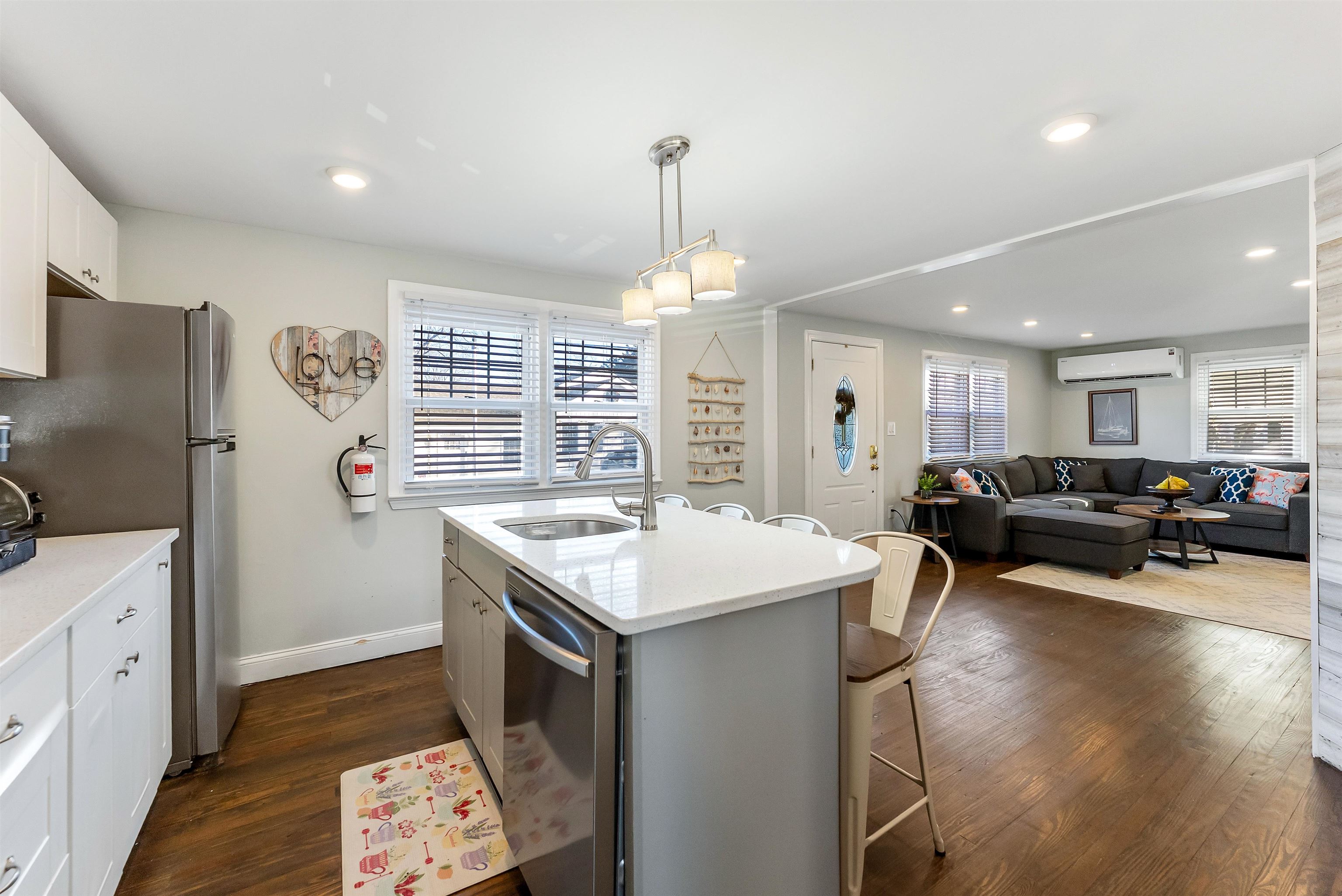 134 W Delaware Parkway