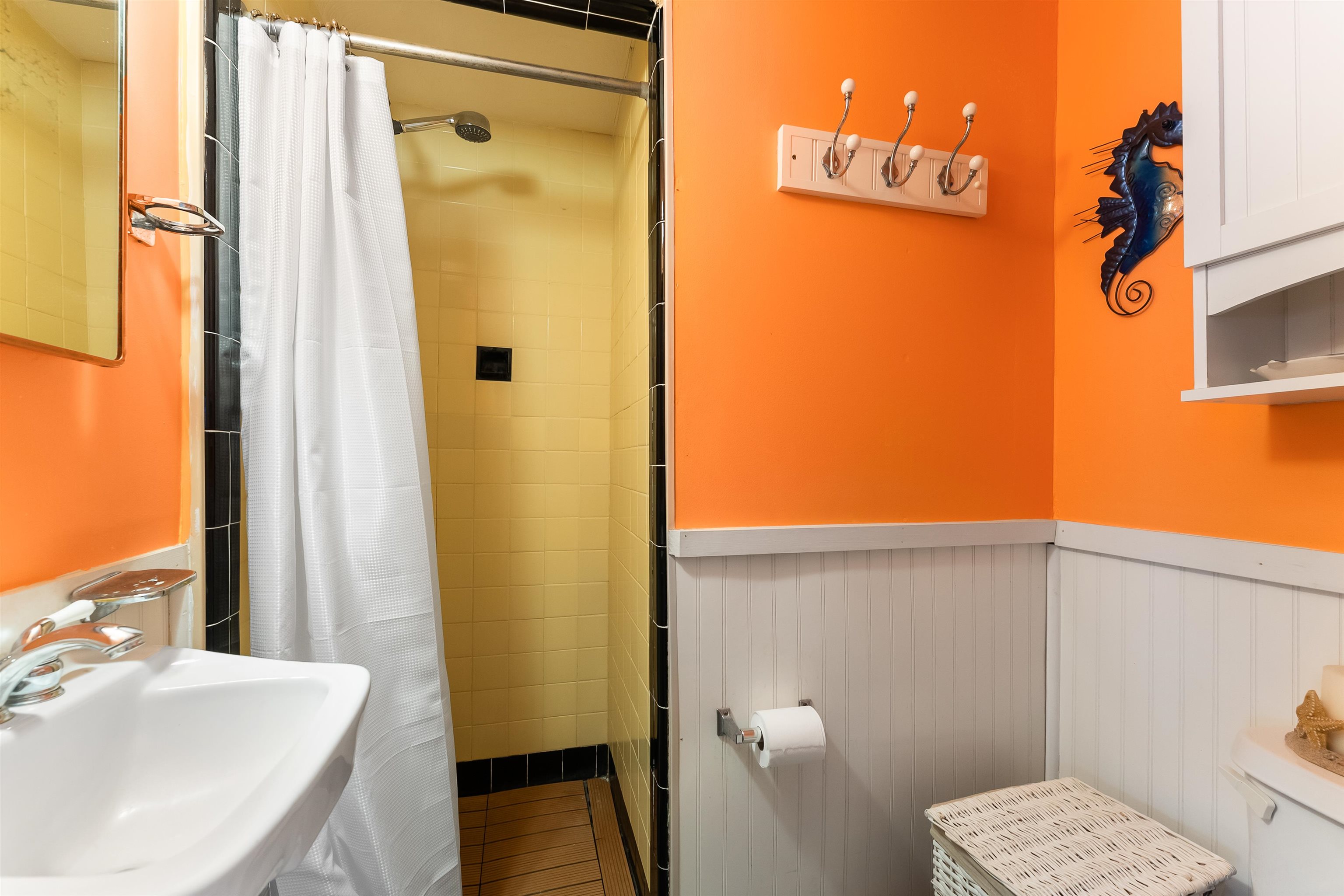 116 E Cresse Avenue Unit: 5