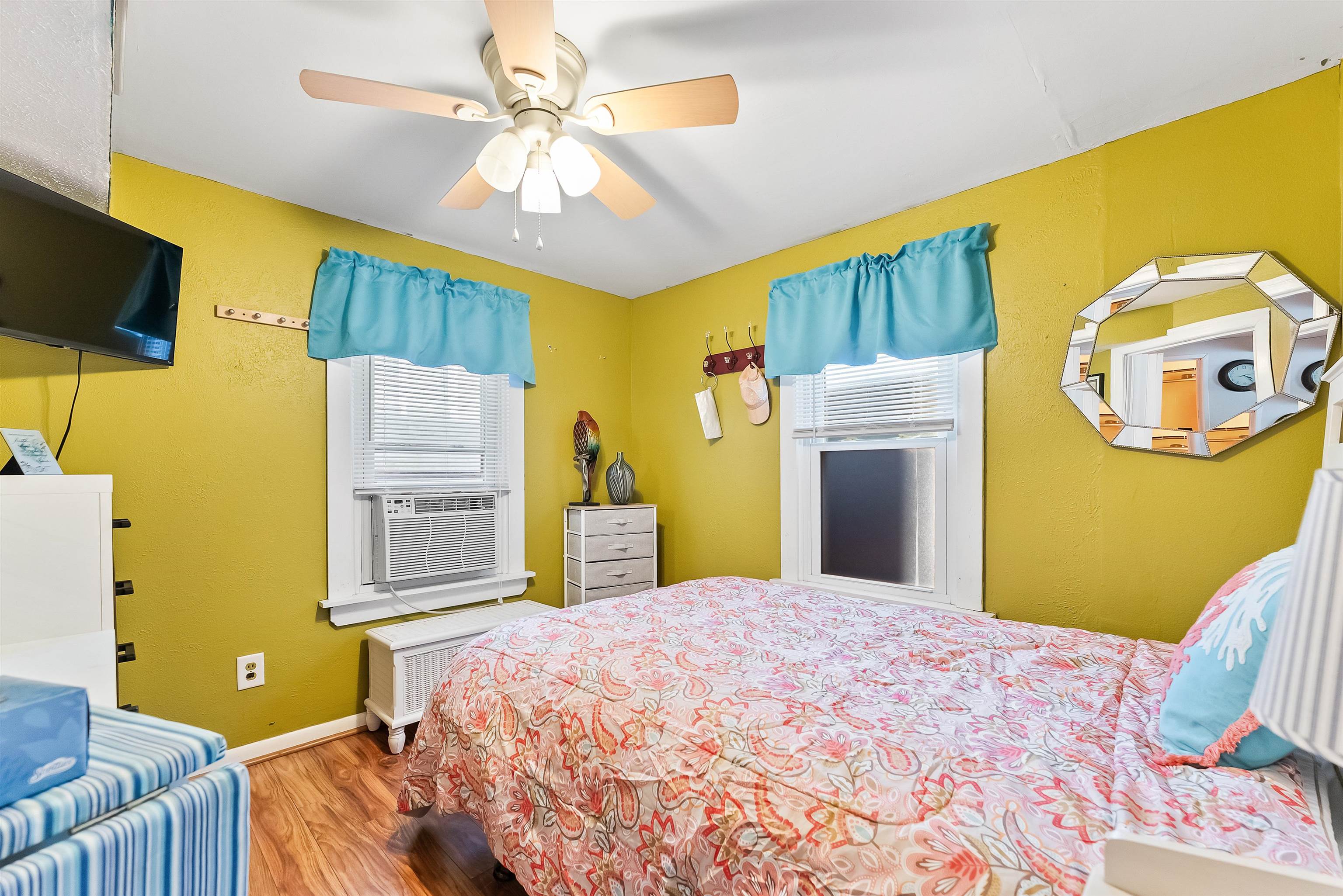 116 E Cresse Avenue Unit: 5