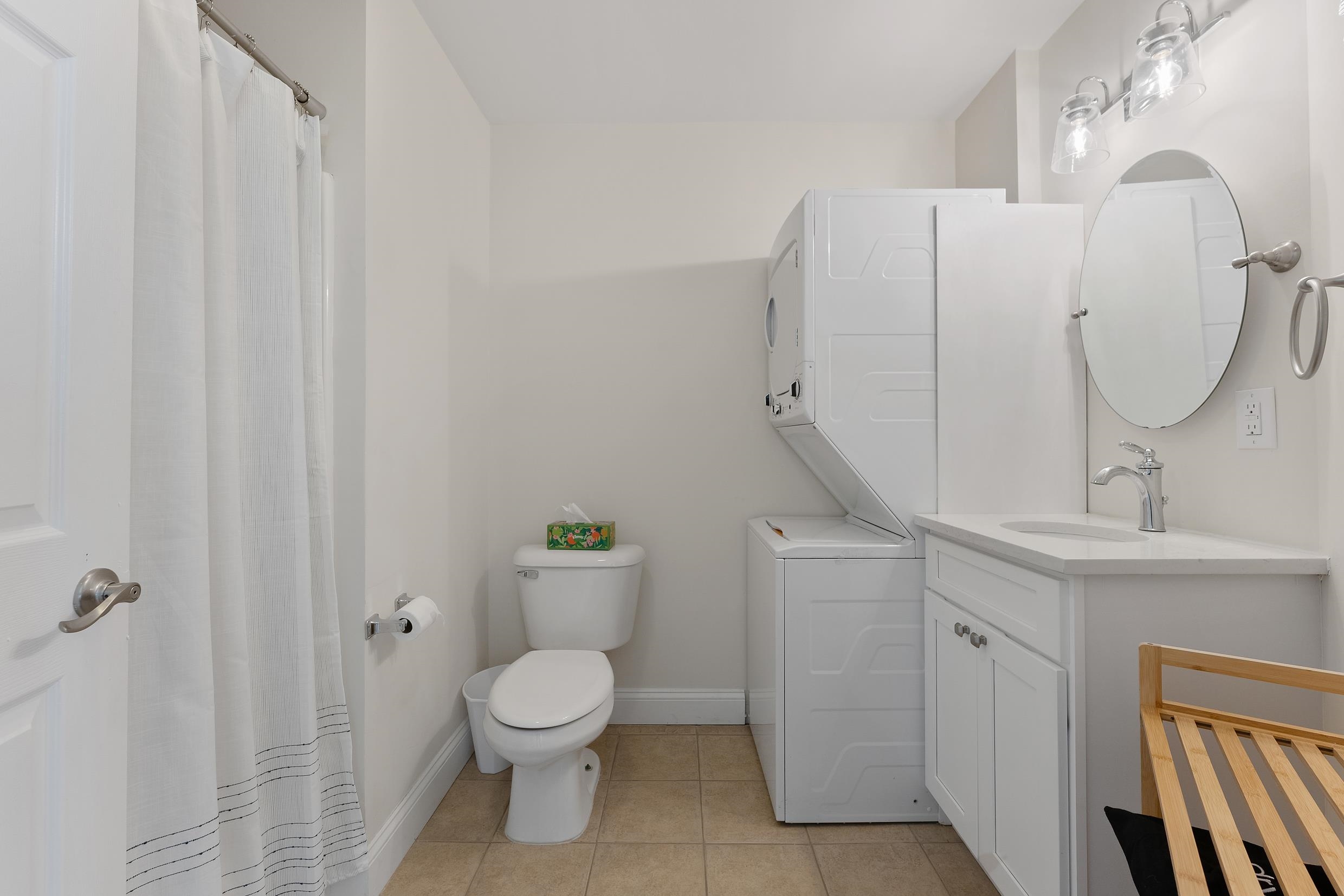 6109 Atlantic Avenue Unit: 403