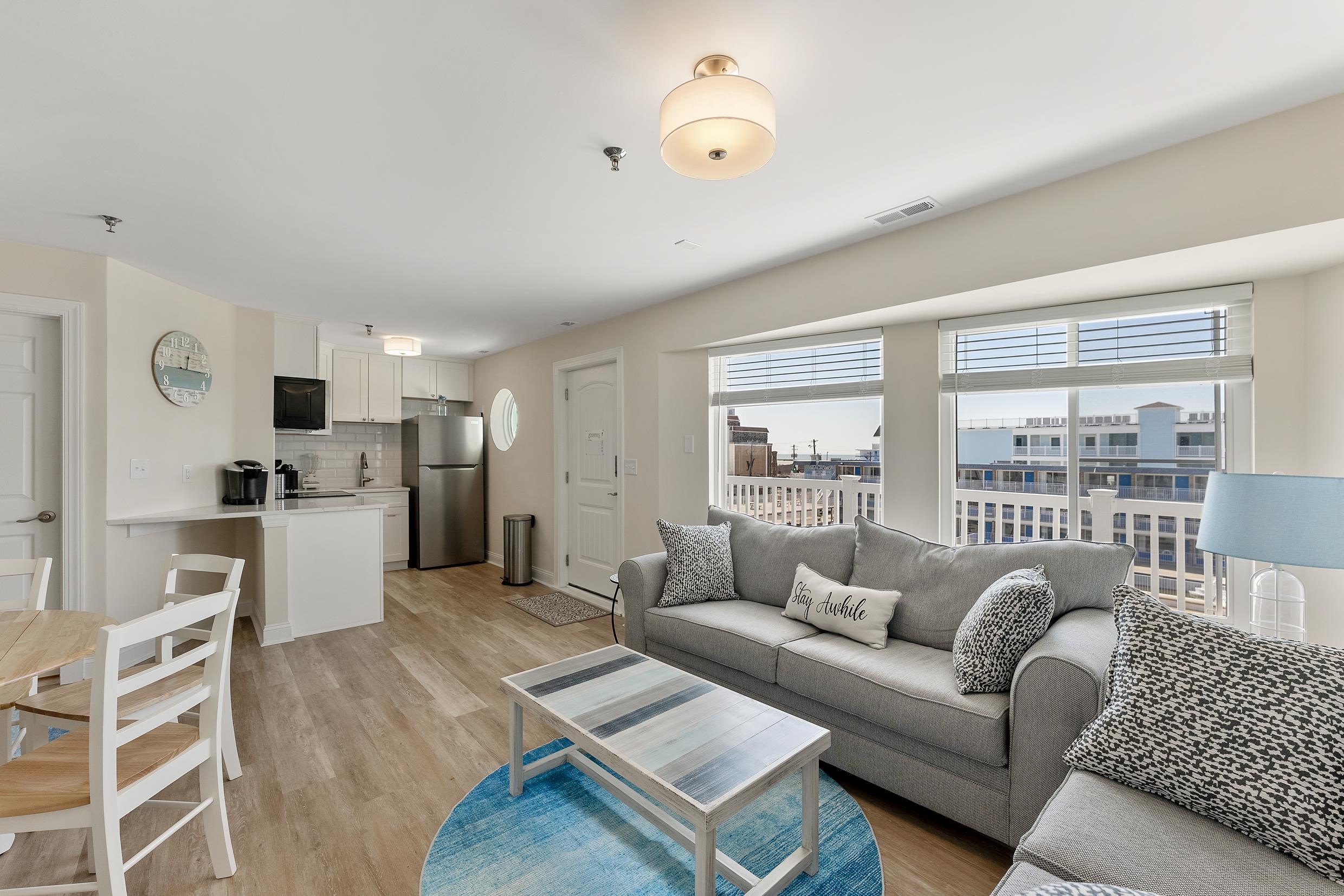 6109 Atlantic Avenue Unit: 403