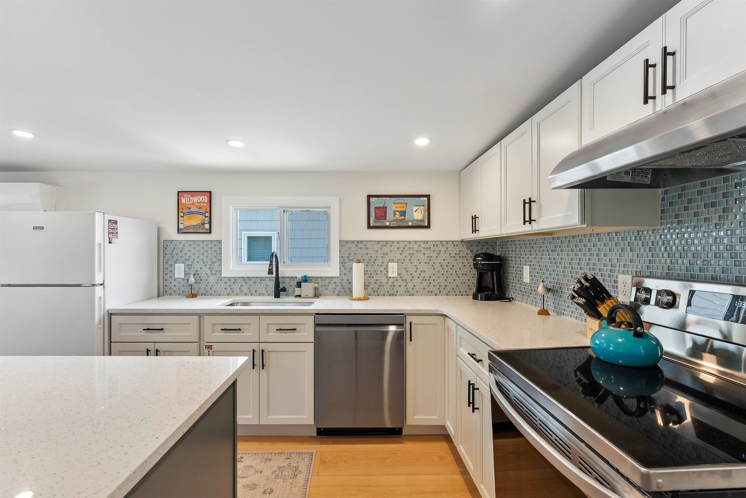 246 E 14th Avenue