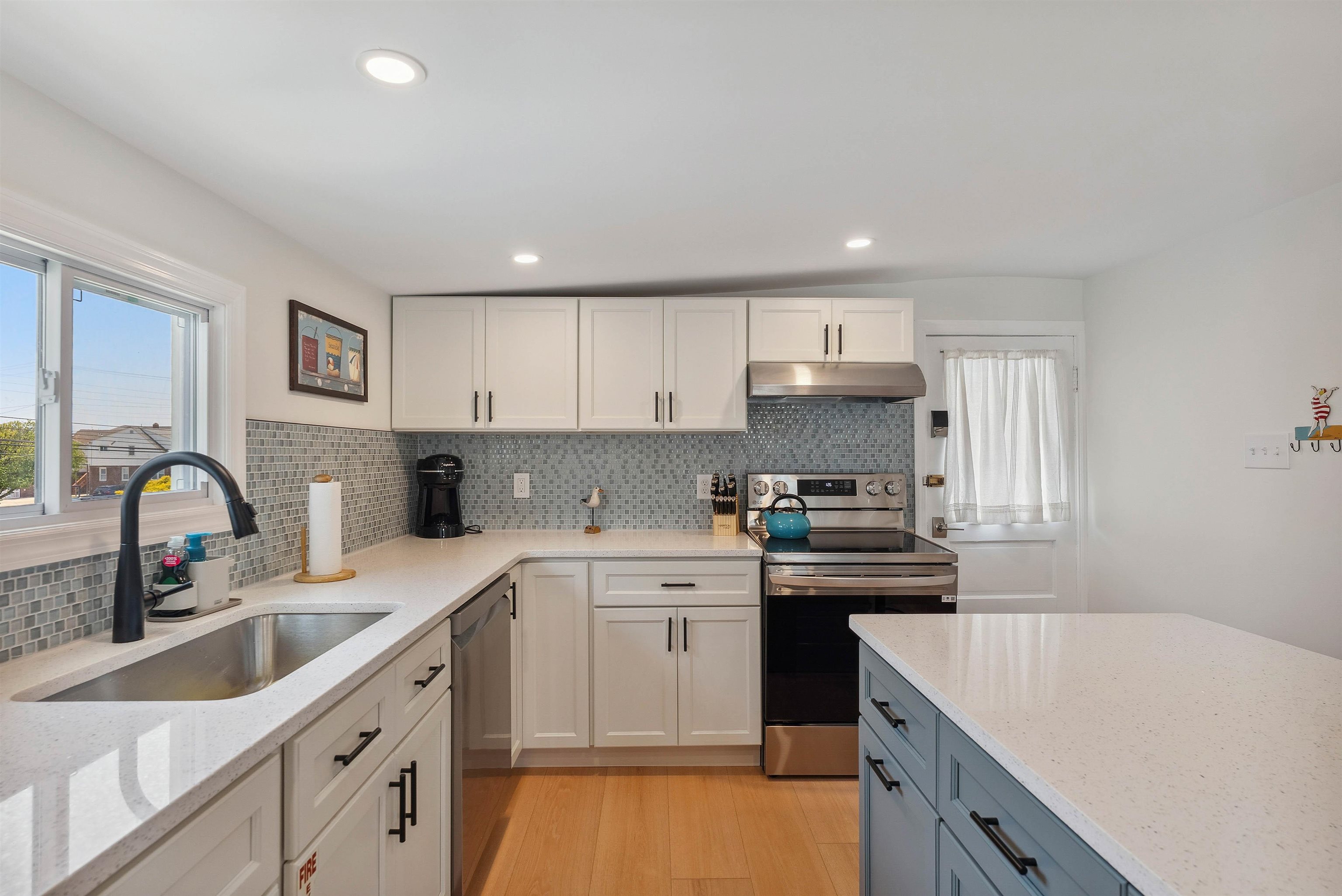 246 E 14th Avenue