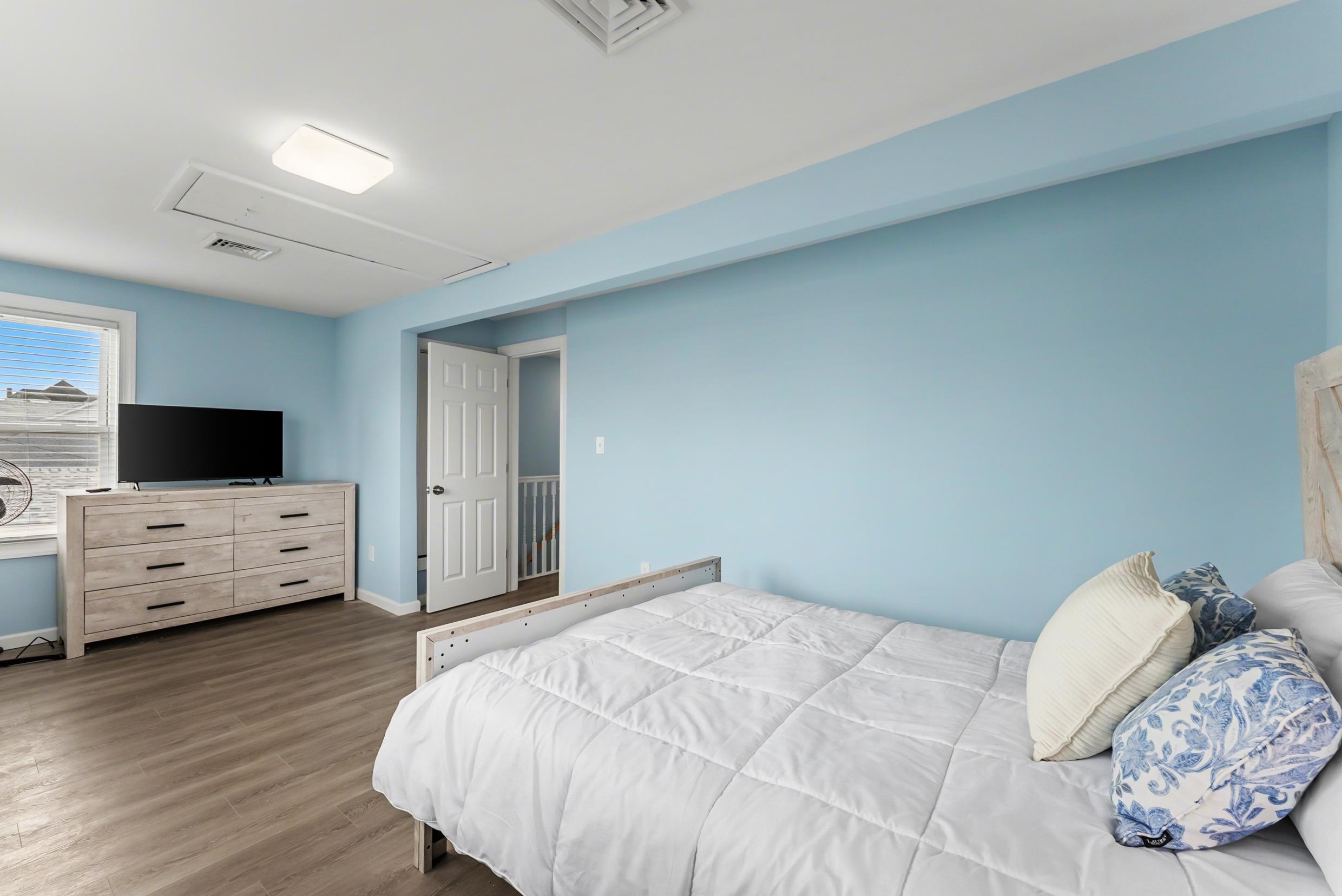 110 E 24th Avenue Unit: B