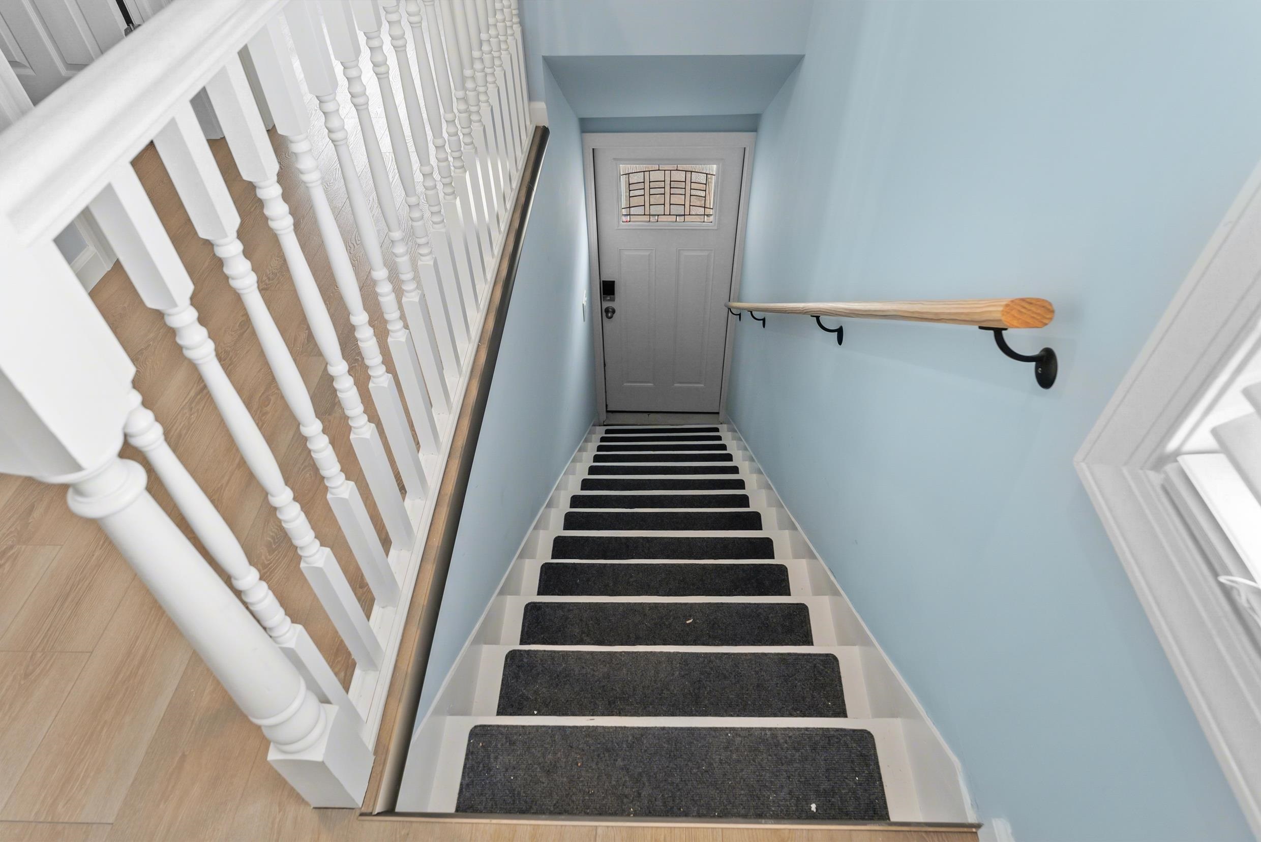 110 E 24th Avenue Unit: B