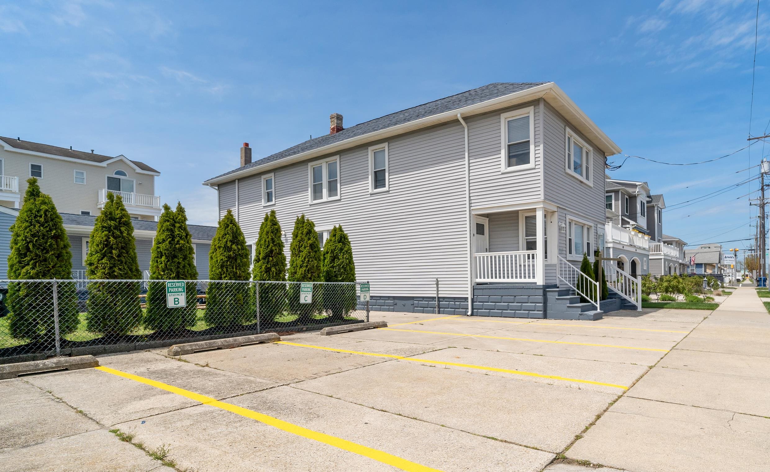 110 E 24th Avenue Unit: B
