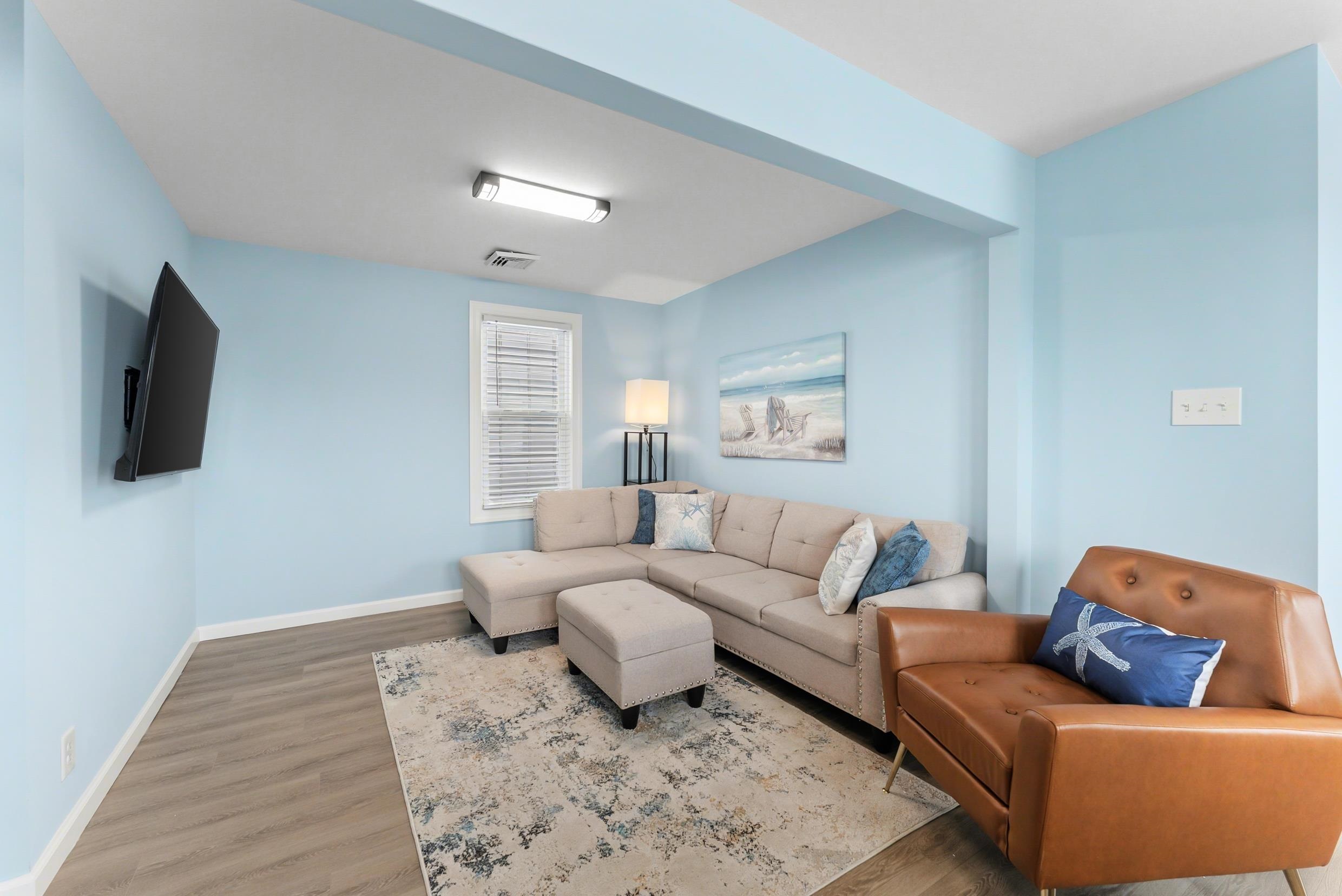 110 E 24th Avenue Unit: B