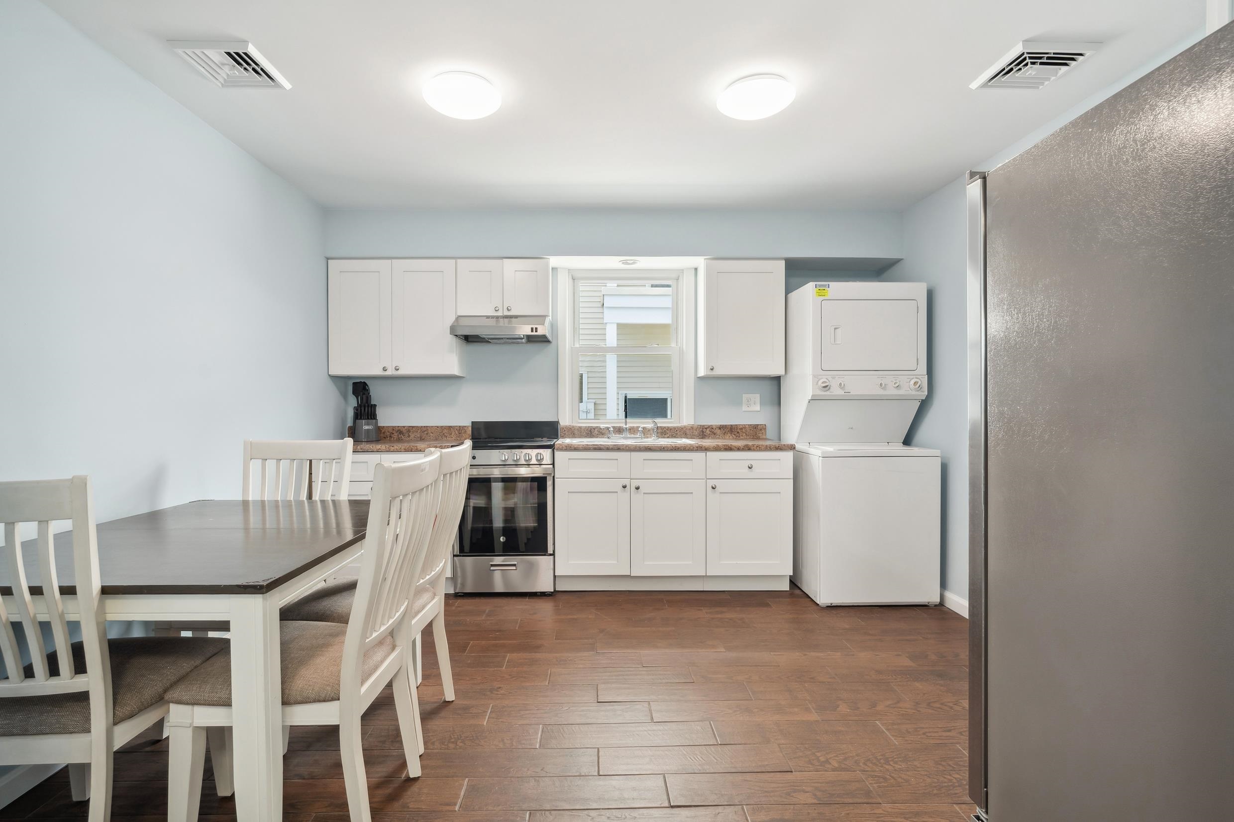 110 E 24th Avenue Unit: D