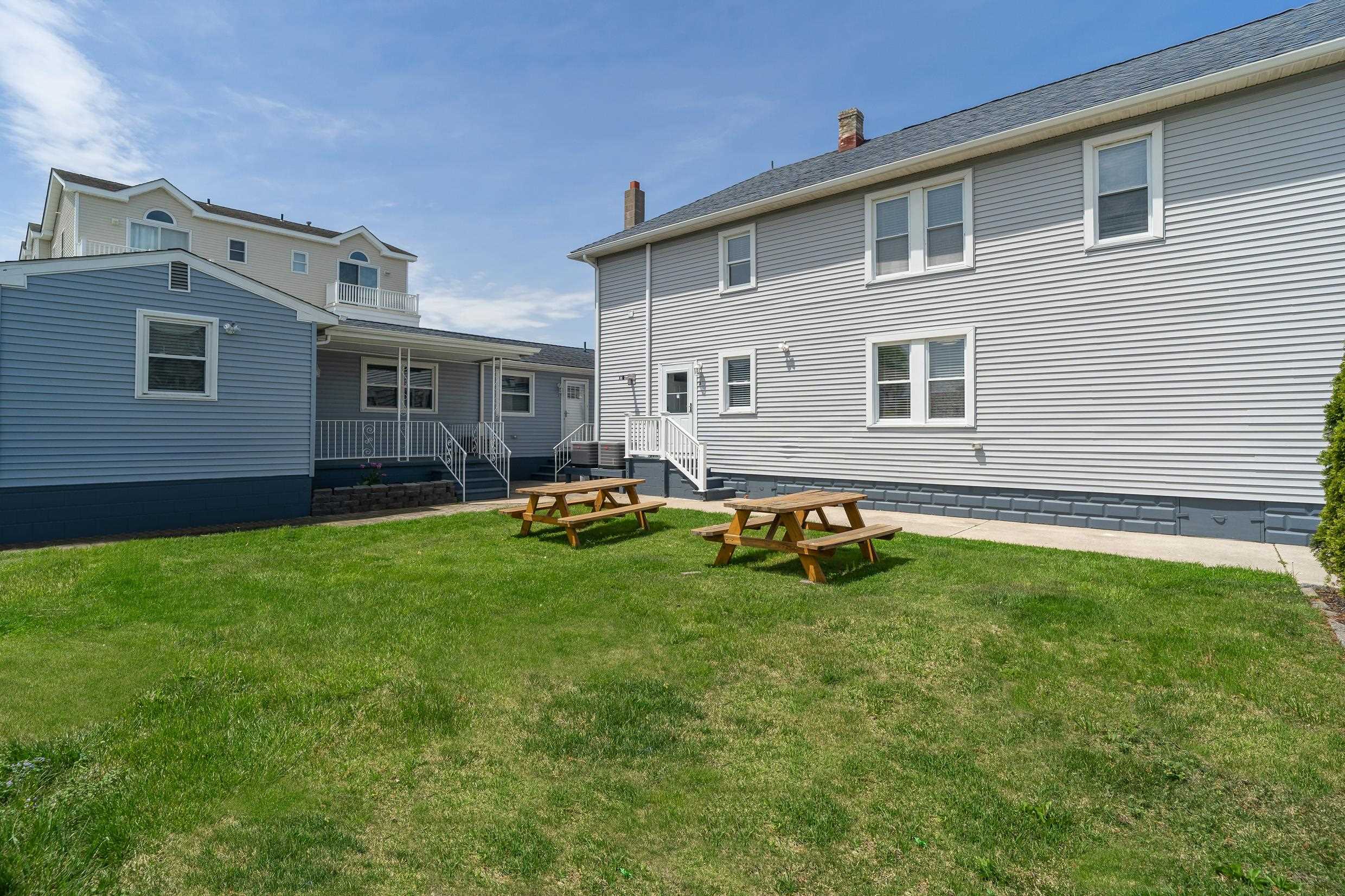 110 E 24th Avenue Unit: D