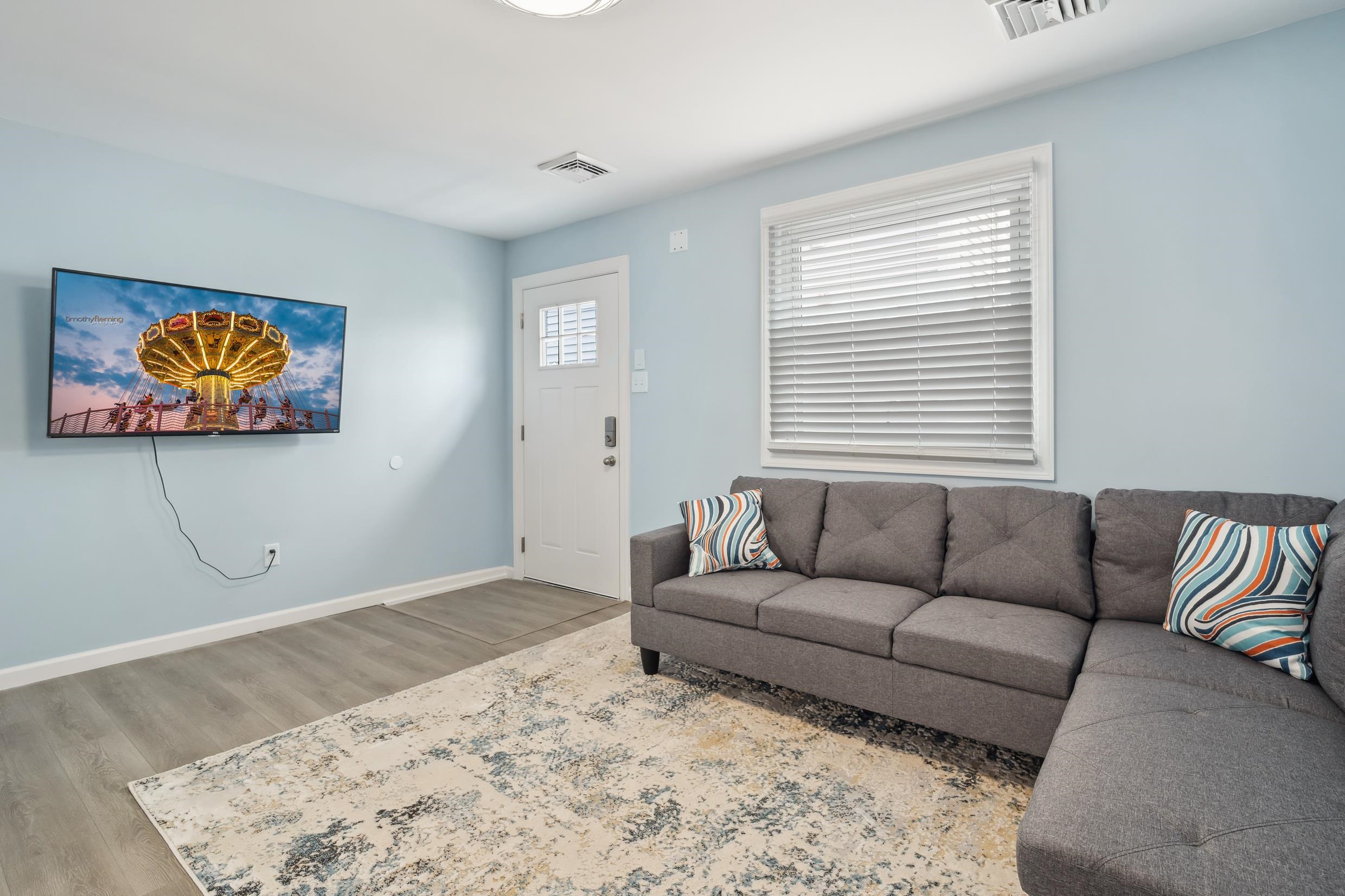 110 E 24th Avenue Unit: D