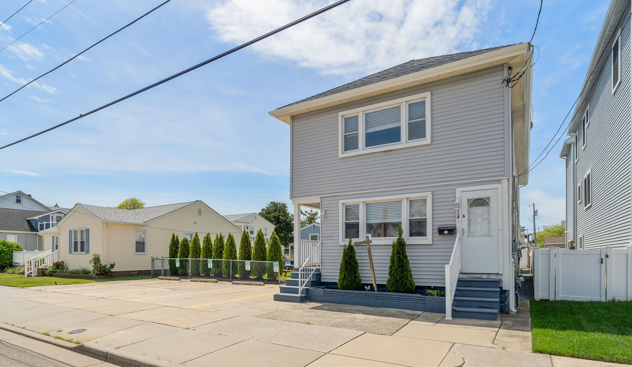 110 E 24th Avenue Unit: D