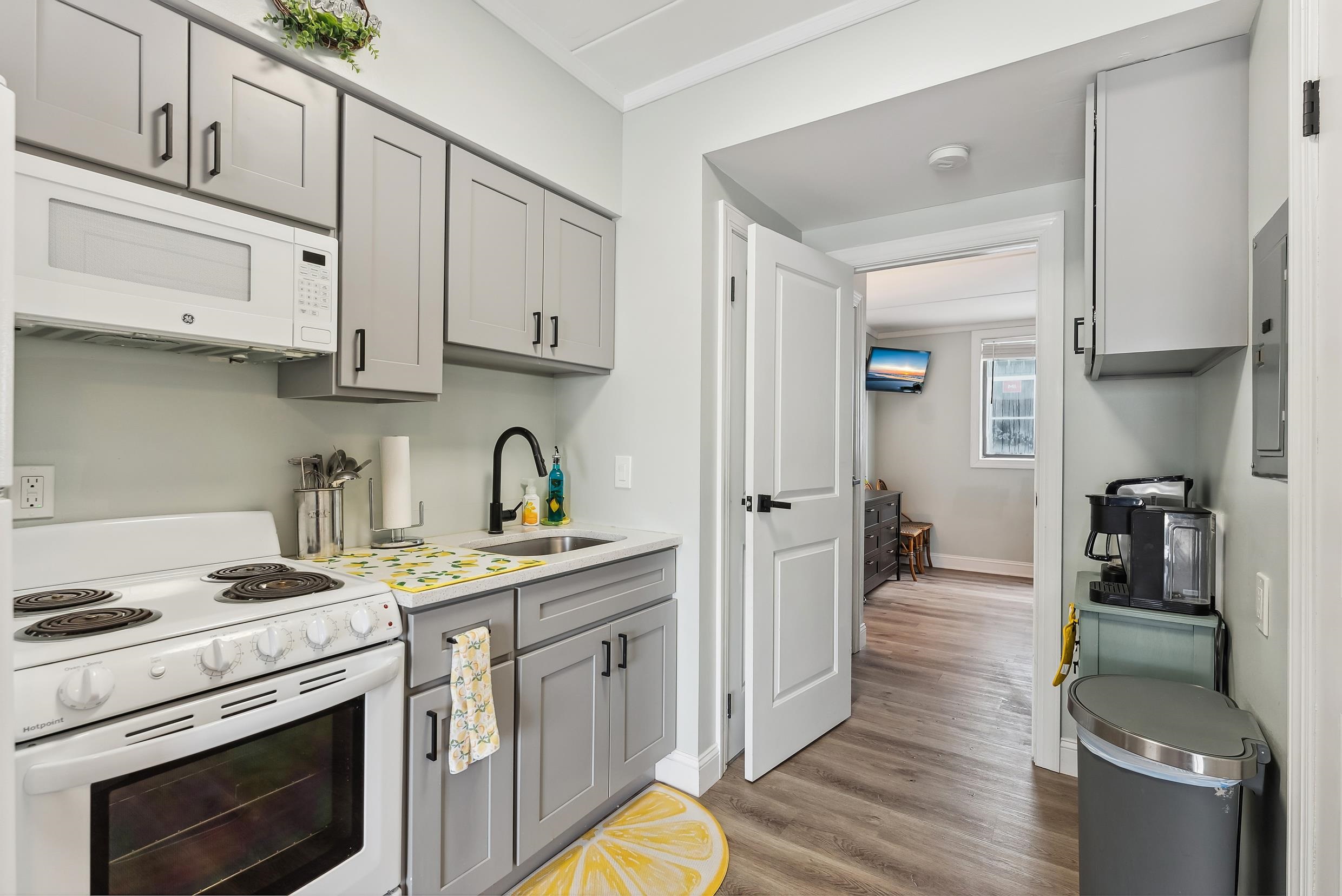 3201 Atlantic Avenue Unit: 310