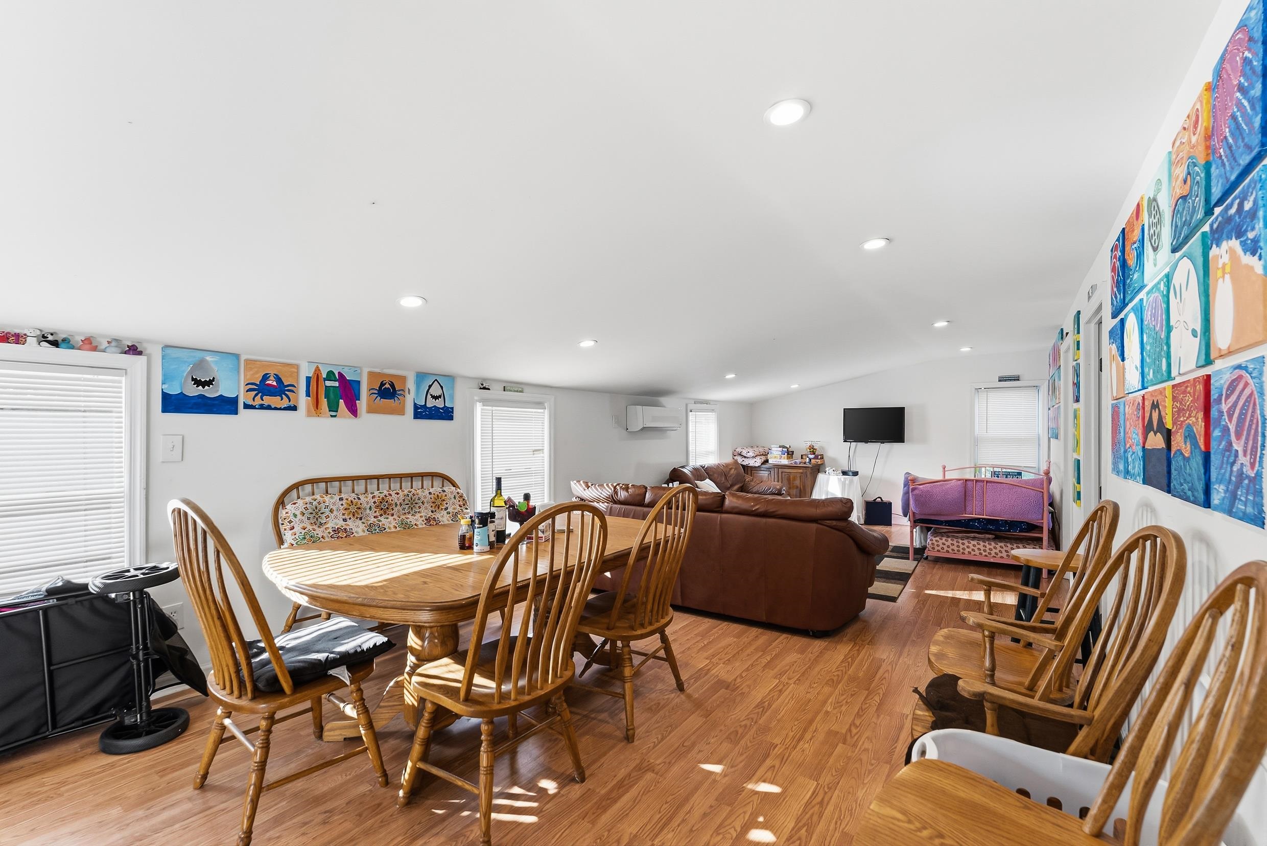 132 W Juniper Avenue
