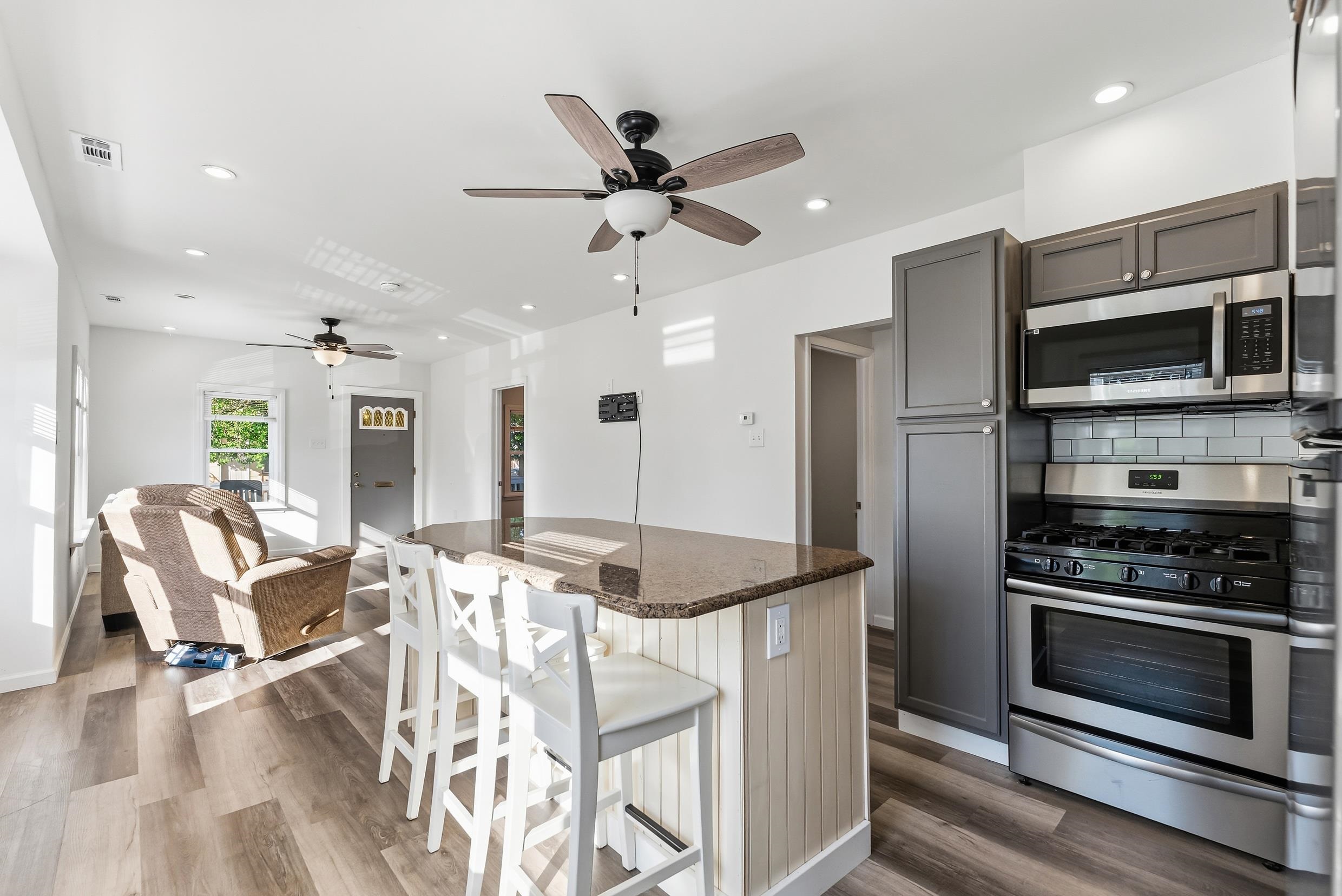 132 W Juniper Avenue