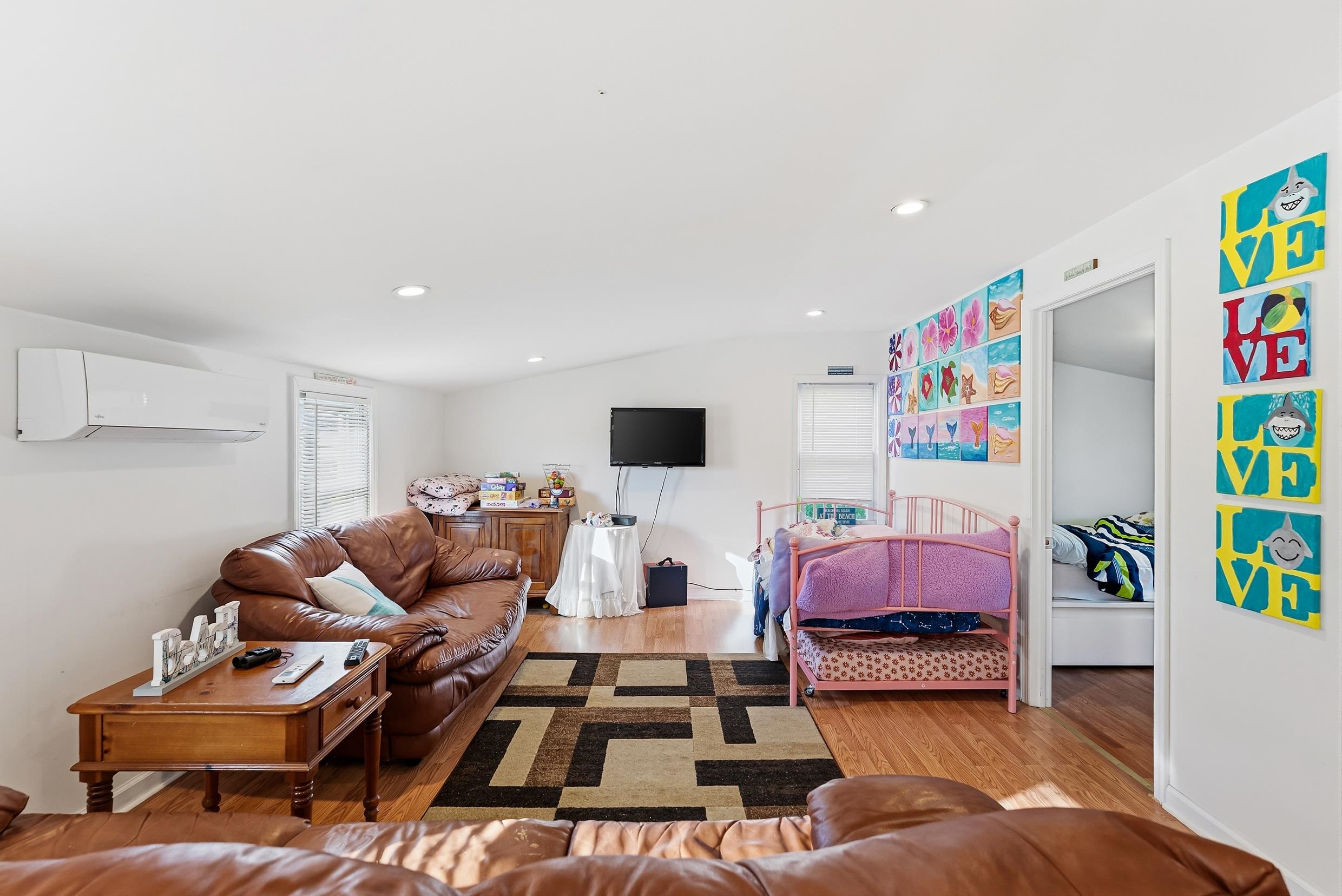 132 W Juniper Avenue