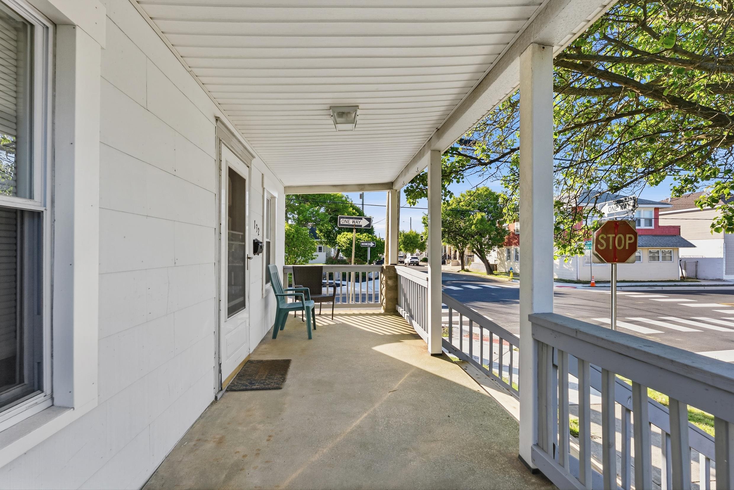 132 W Juniper Avenue
