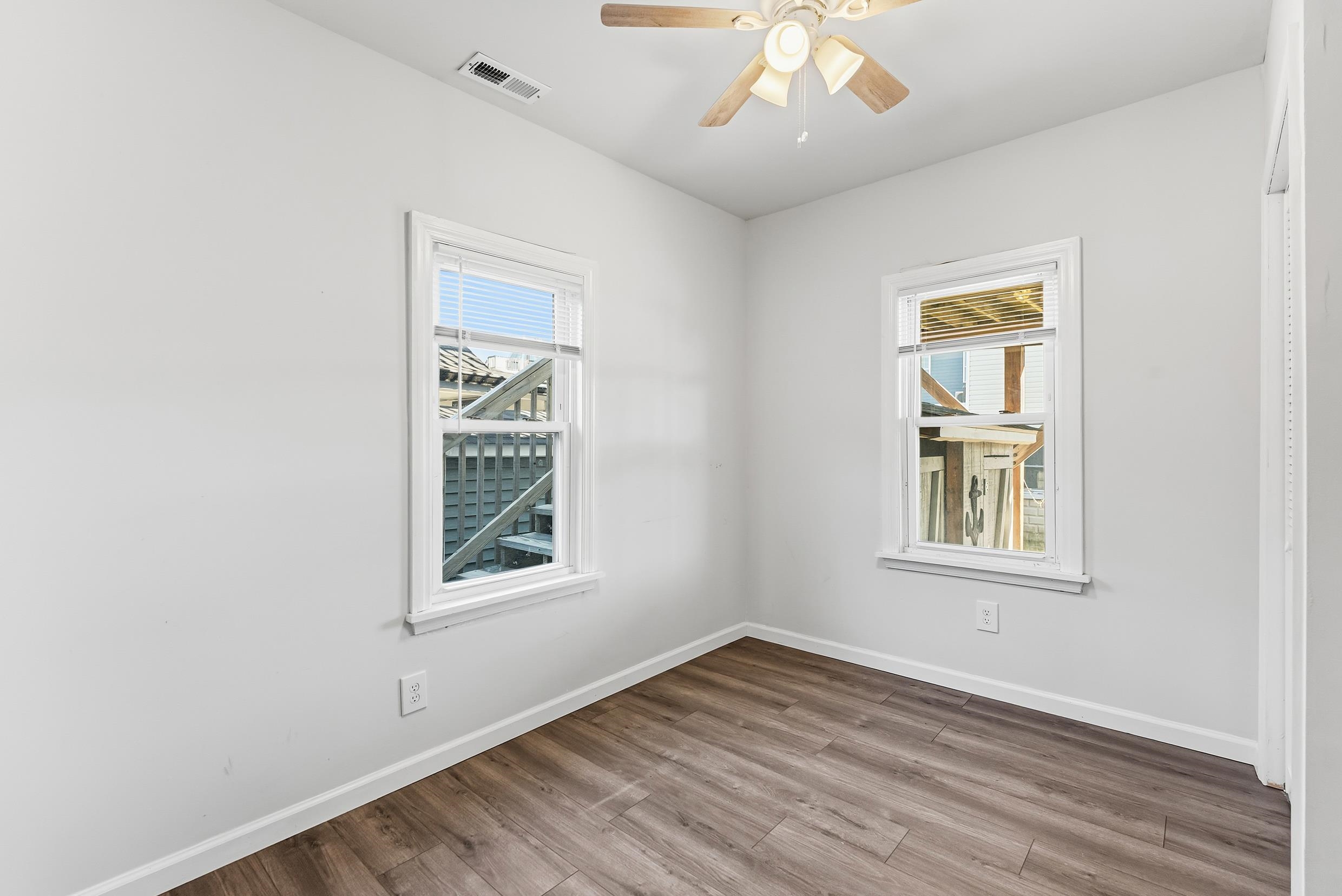 132 W Juniper Avenue