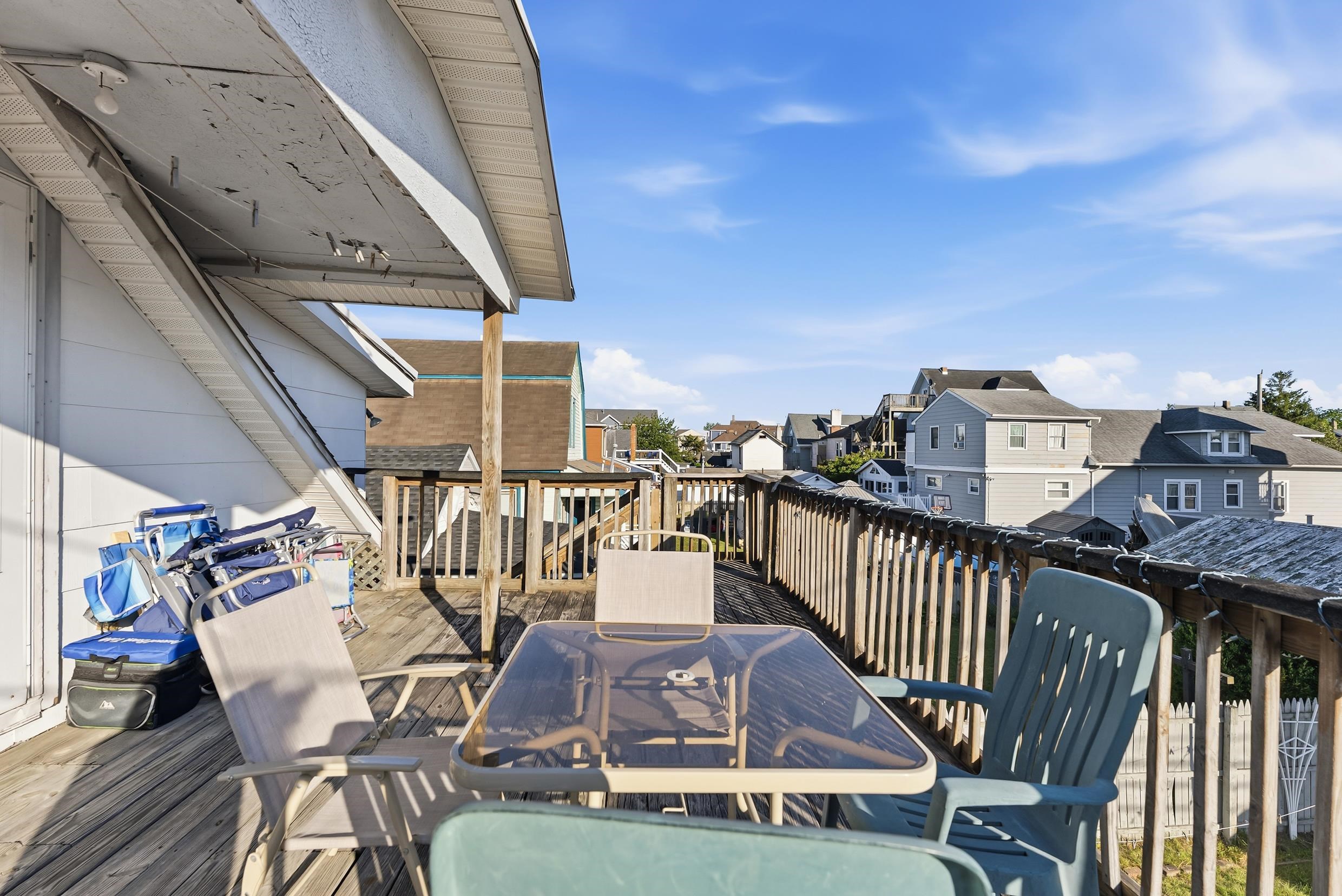 132 W Juniper Avenue
