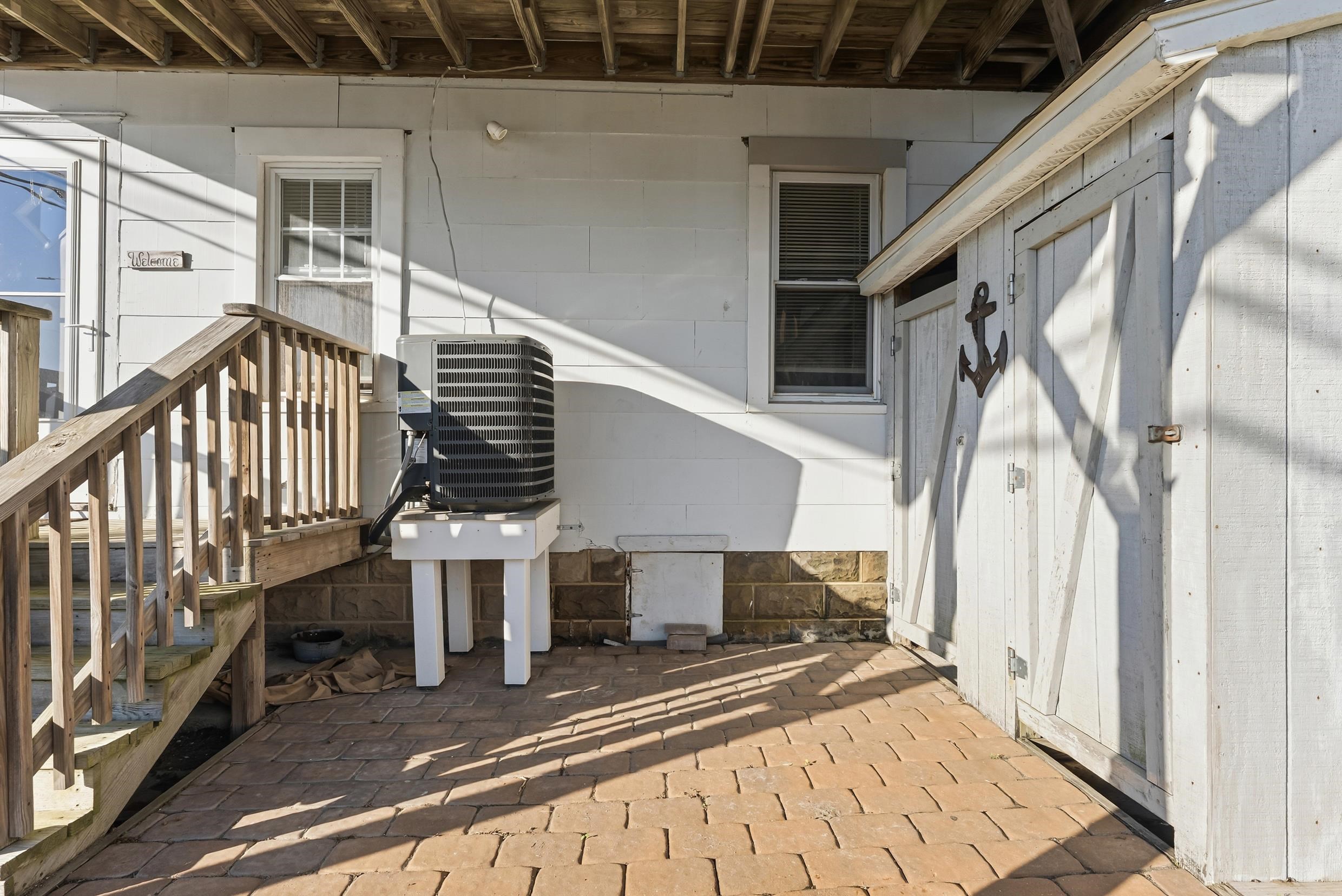 132 W Juniper Avenue
