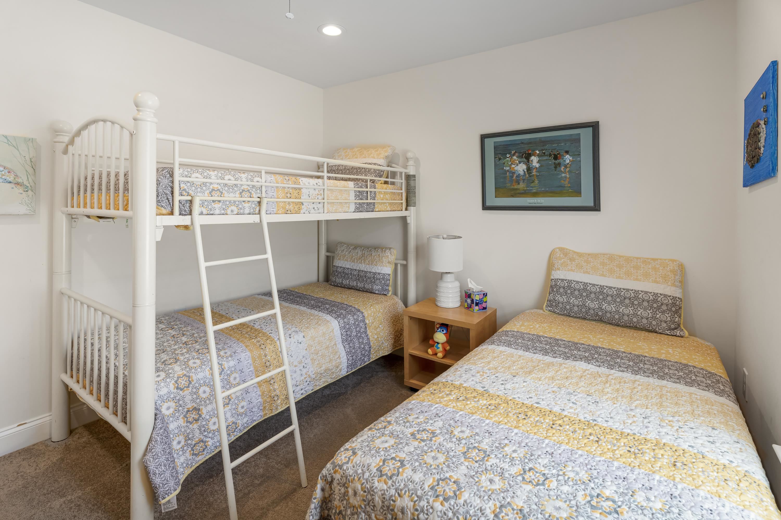 210 E Garfield Avenue Unit: B