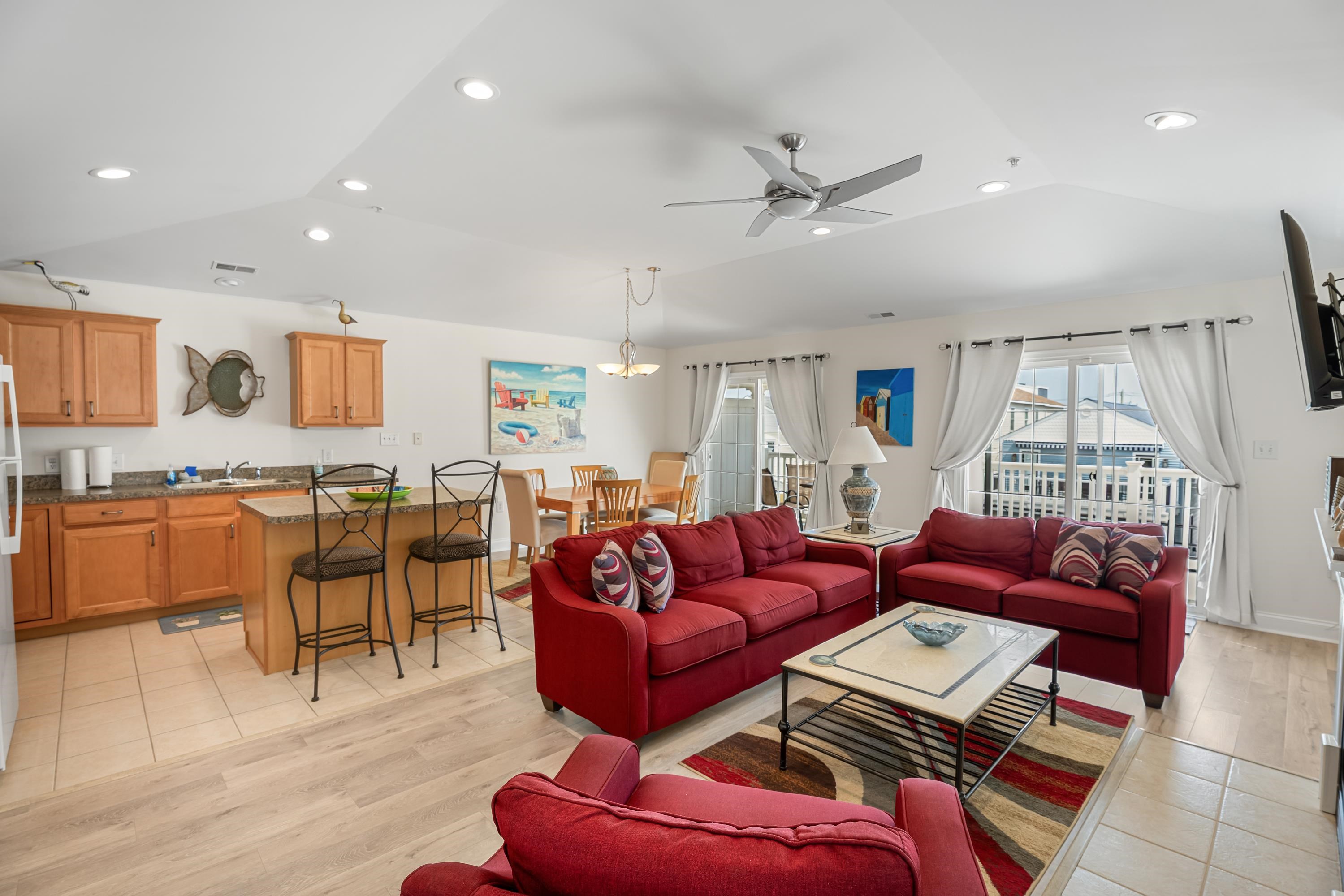 210 E Garfield Avenue Unit: B