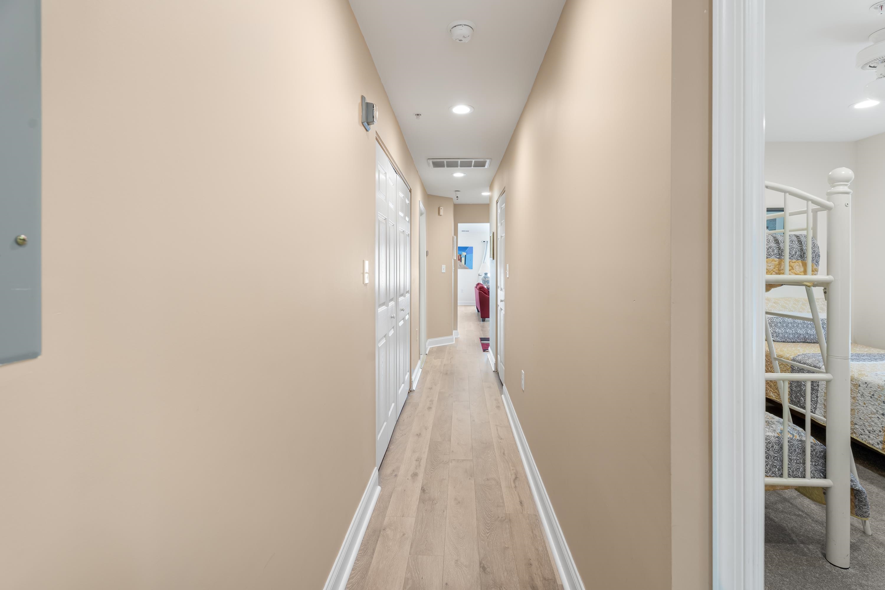 210 E Garfield Avenue Unit: B