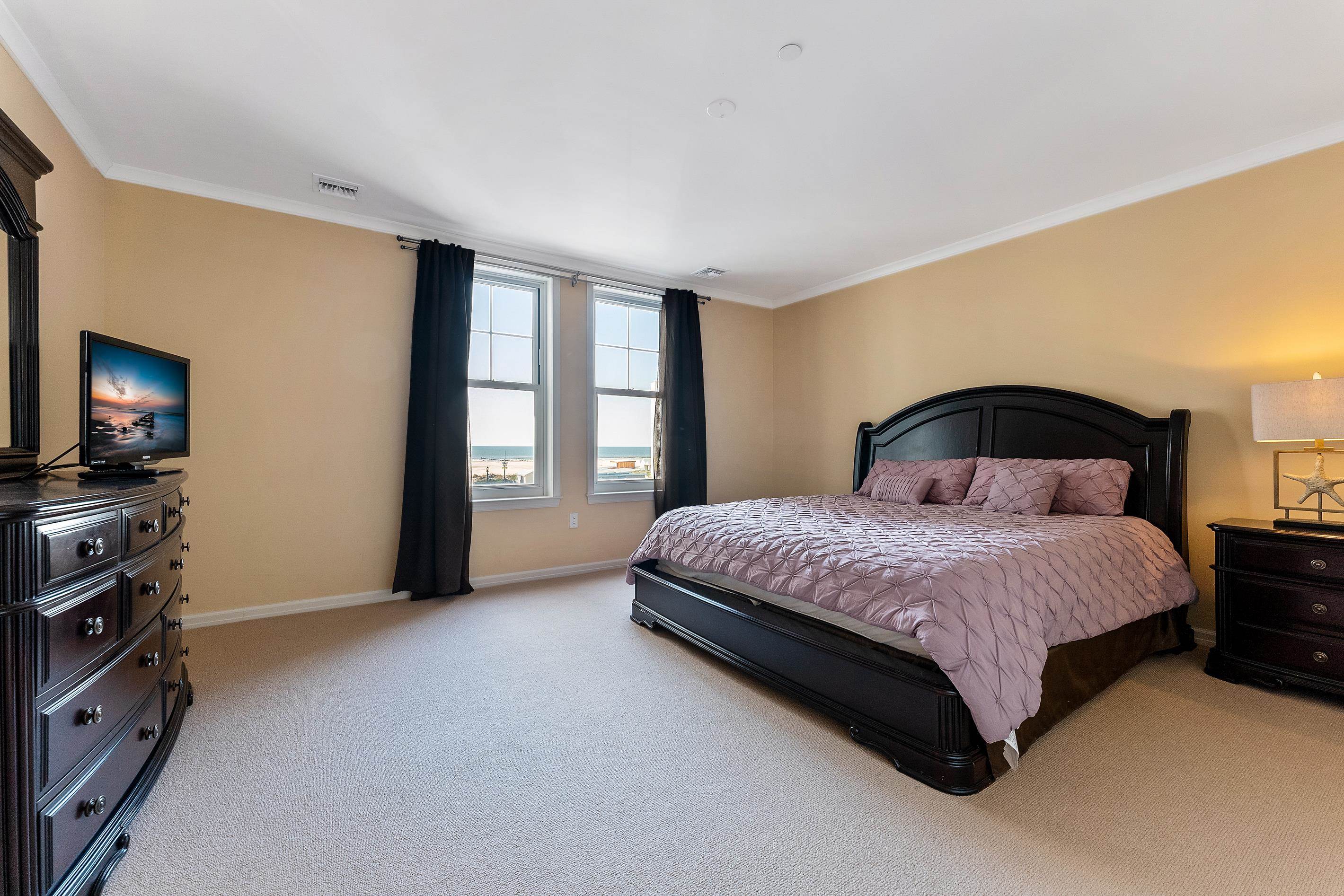 9601 Atlantic Avenue Unit: 203