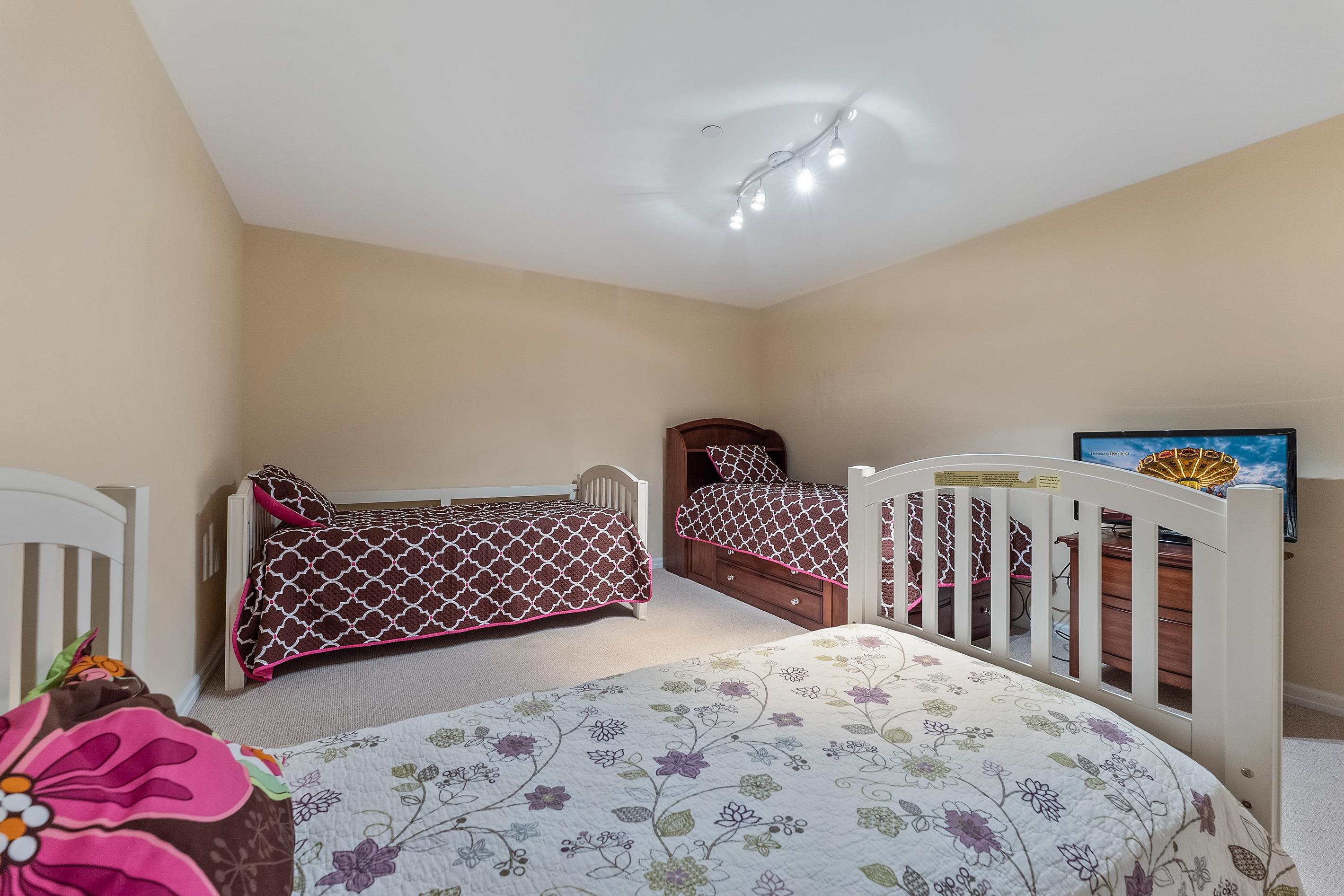 9601 Atlantic Avenue Unit: 203