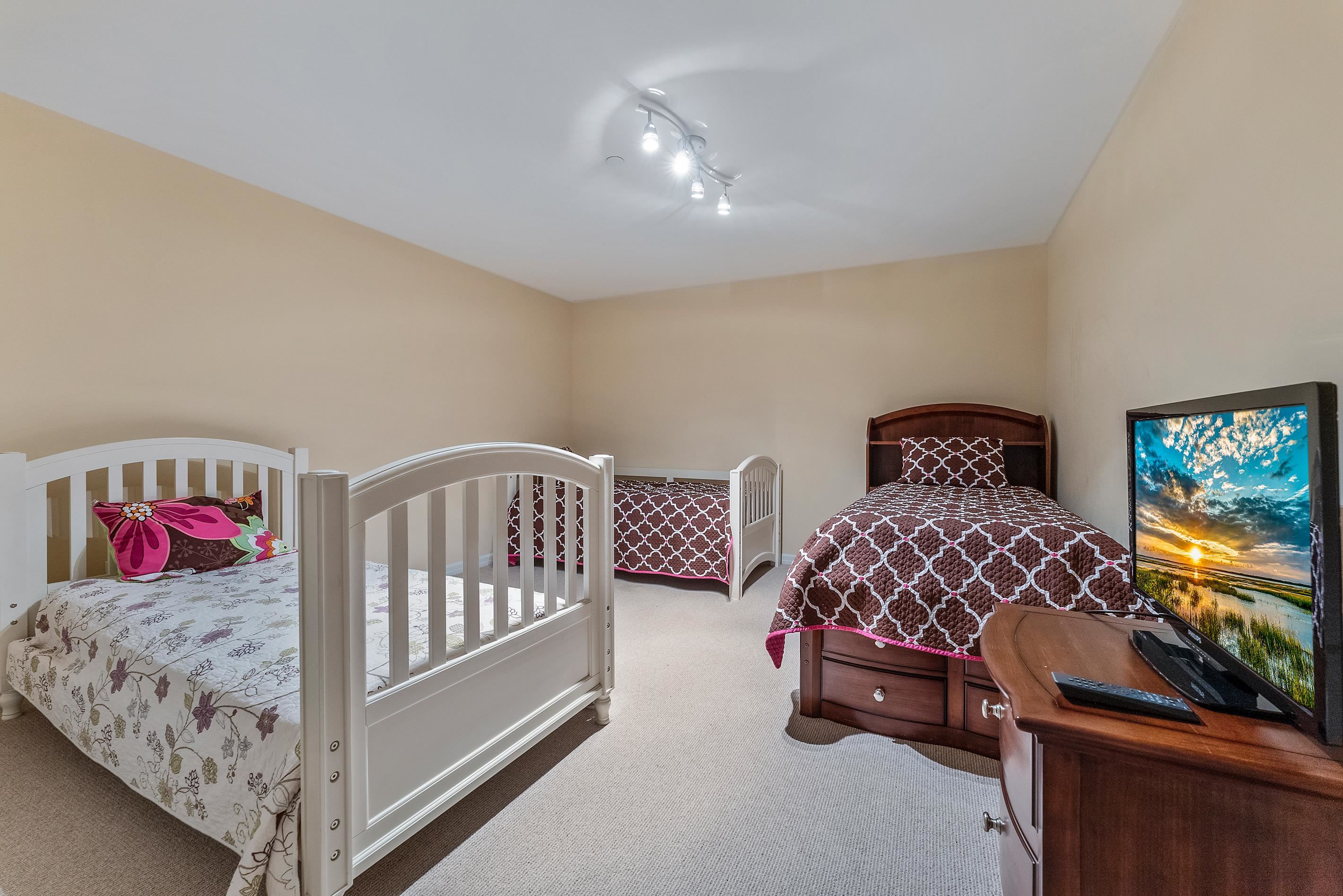 9601 Atlantic Avenue Unit: 203